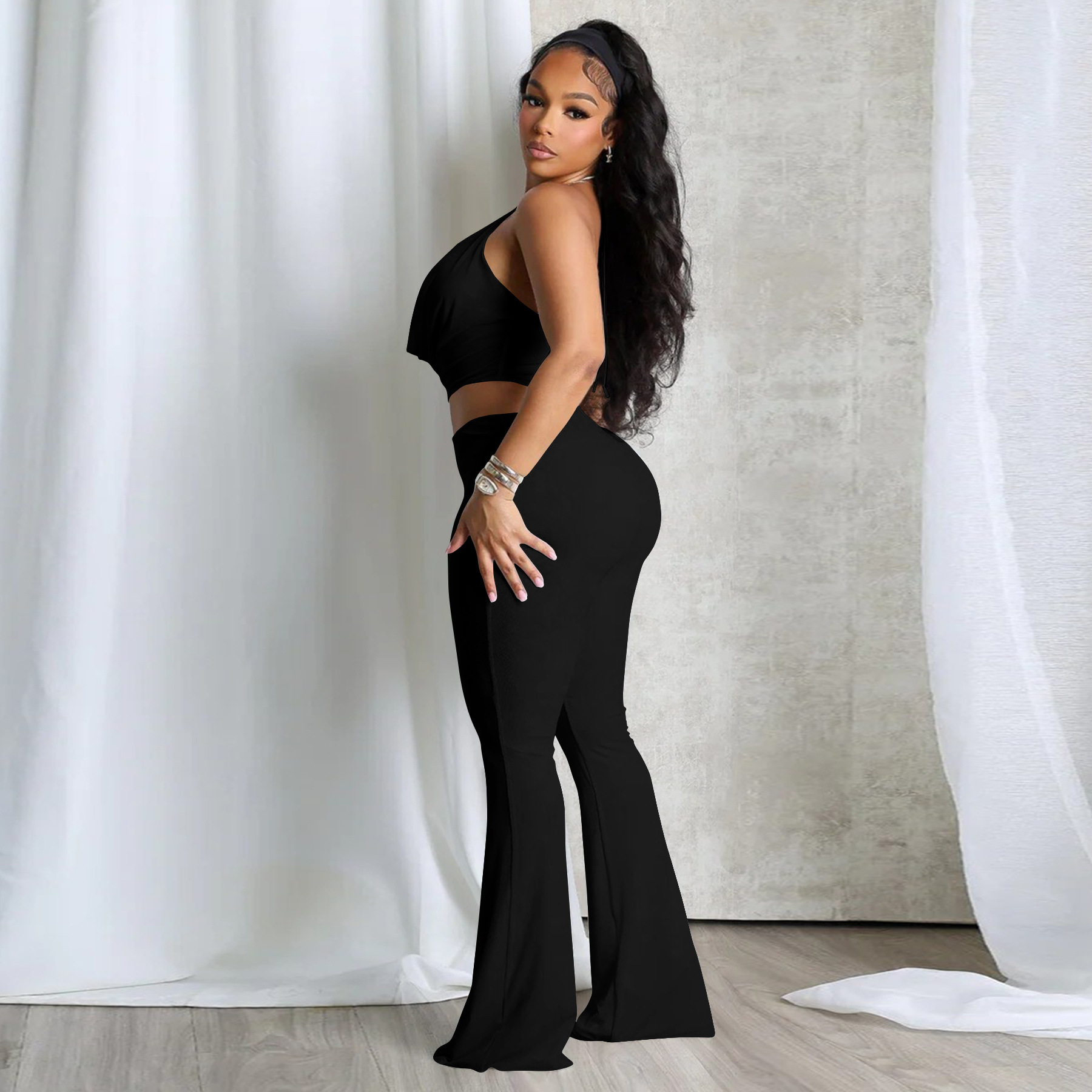 Women’s Circle-Embellished Halter Neck Open-Waist Jumpsuit