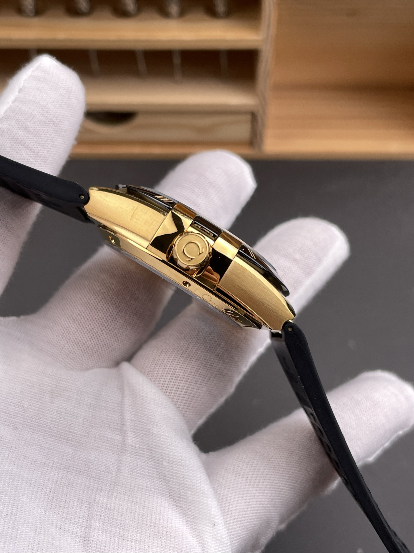 5th Gen Constellation Yellow Gold, Black Dial