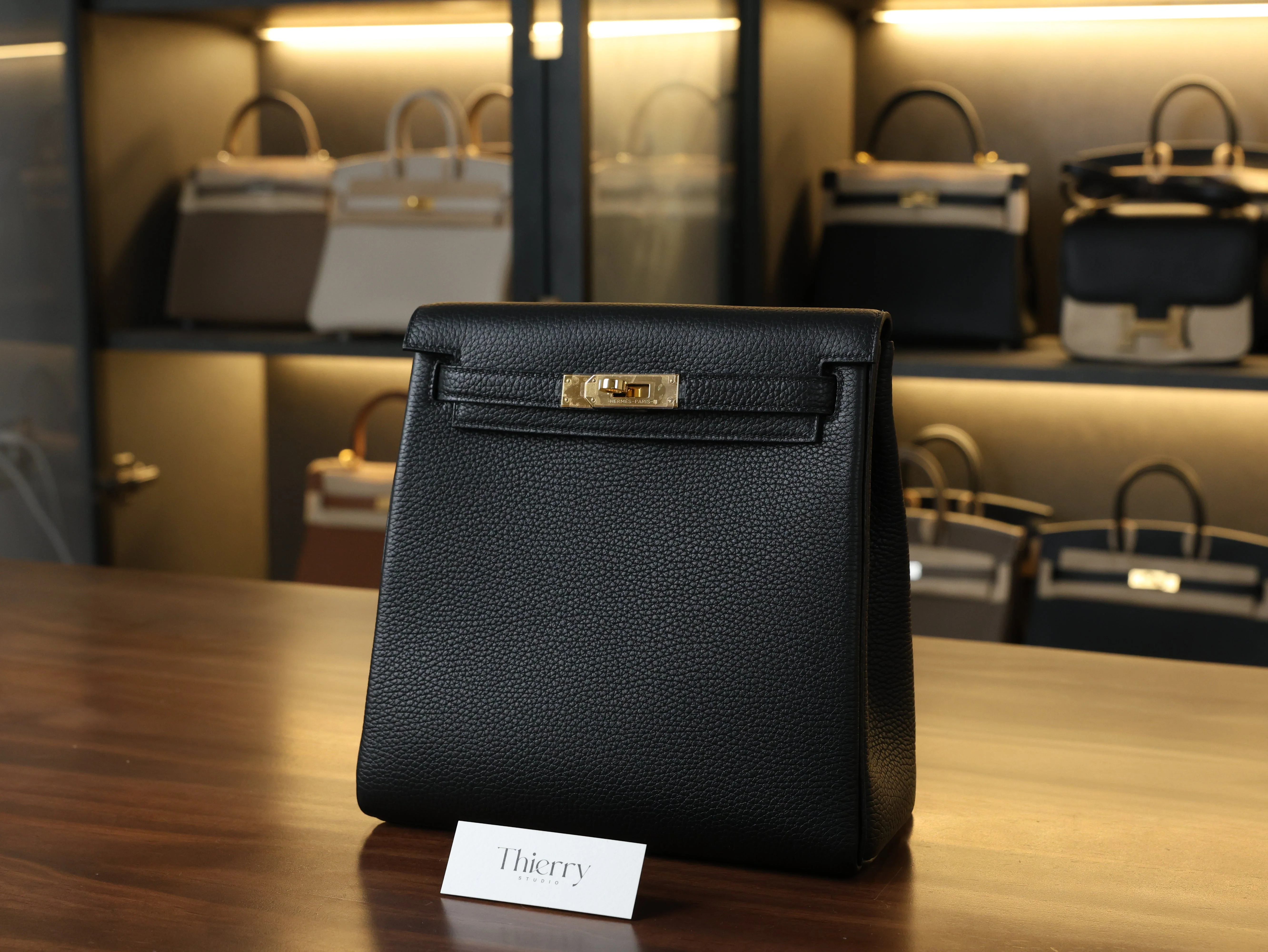 Kelly Ado PM clemence black GHW