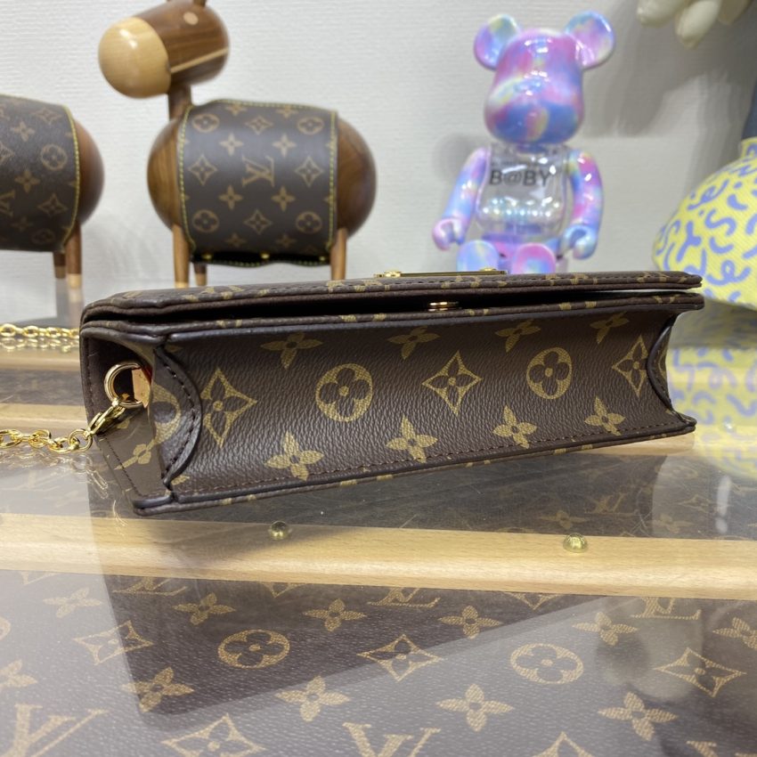 Replica Louis Vuitton Wallet On Chain Lily Brown