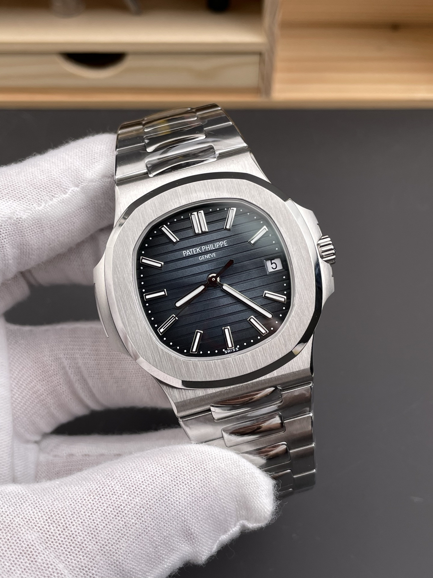 Nautilus 5711 Blue Dial
