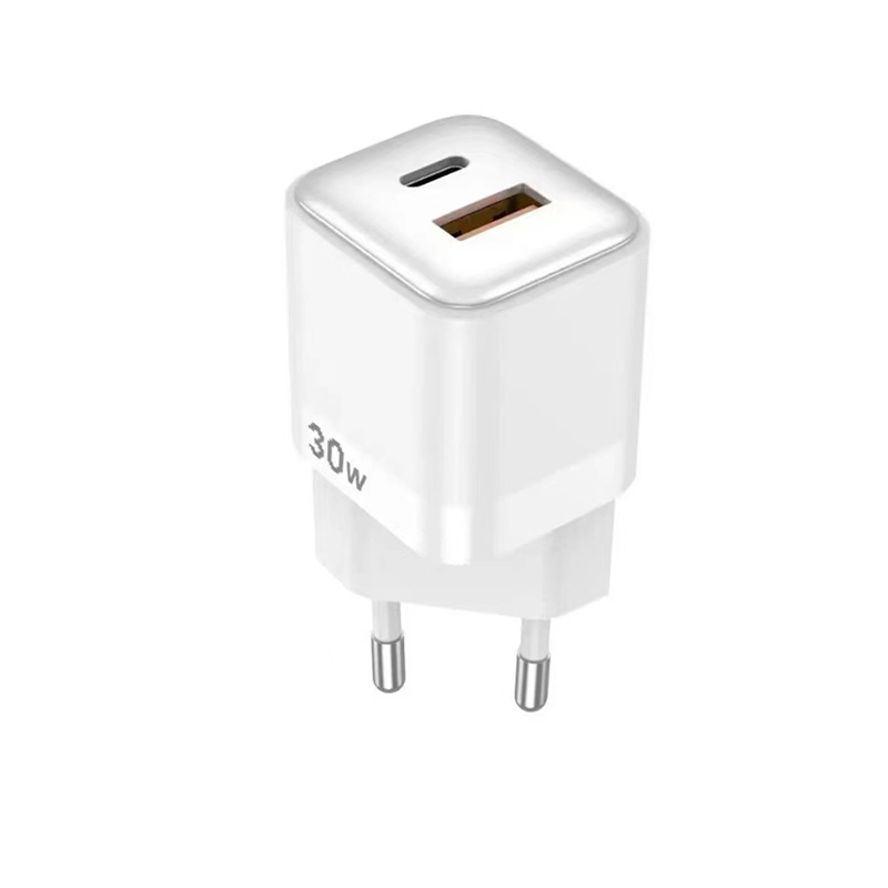 30W Fast Charging Multi-Port PD Charger for Mobile Devices