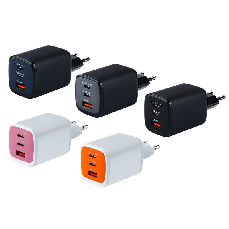 Dual Port Fast Charging 65W GaN Wall Charger in PD65W QC18W