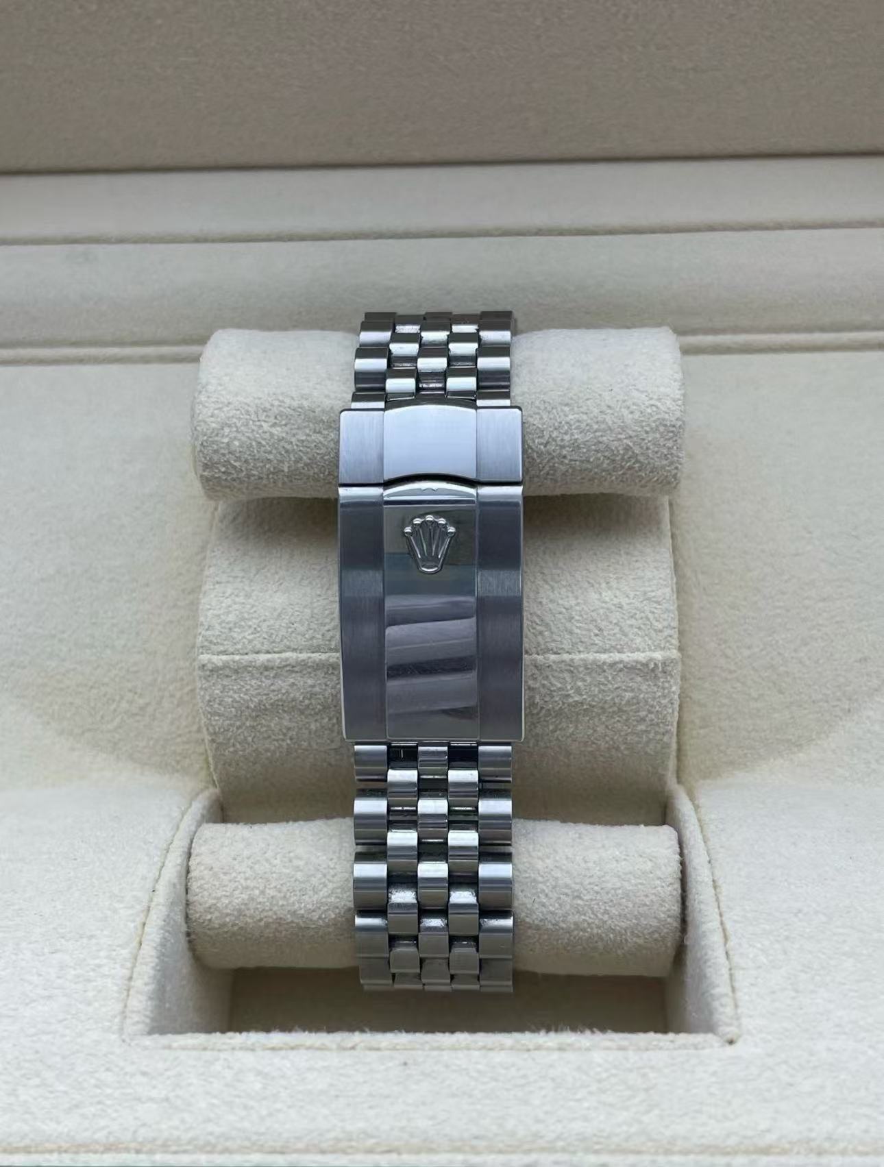 Rolex Datejust 36mm Super CloneSwiss Replica Watch  Palm Dial Ref 126234 3235 Swiss Movement