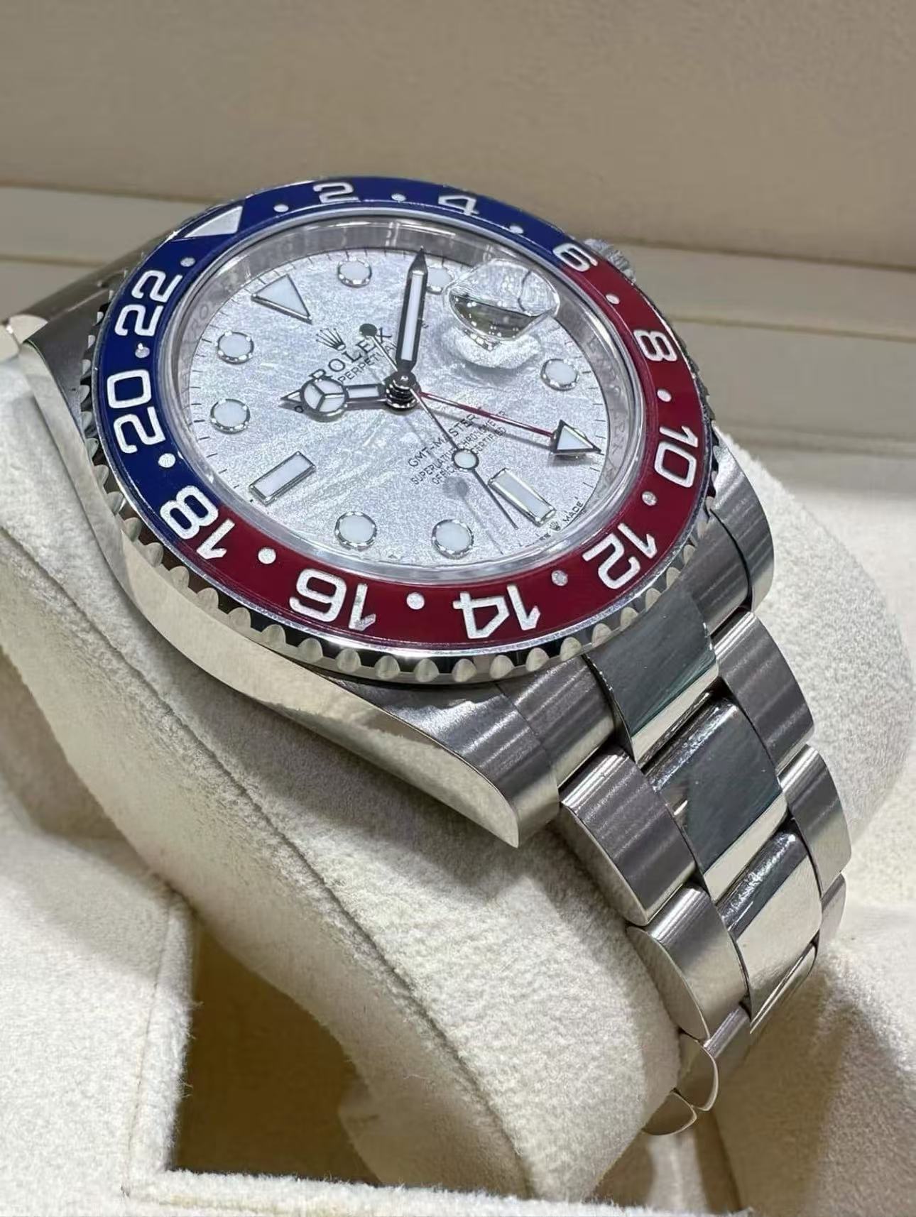 Rolex GMT Master II Pepsi SuperClone Swiss Replica Watch RefM126719BLRO 3285 Swiss Movement