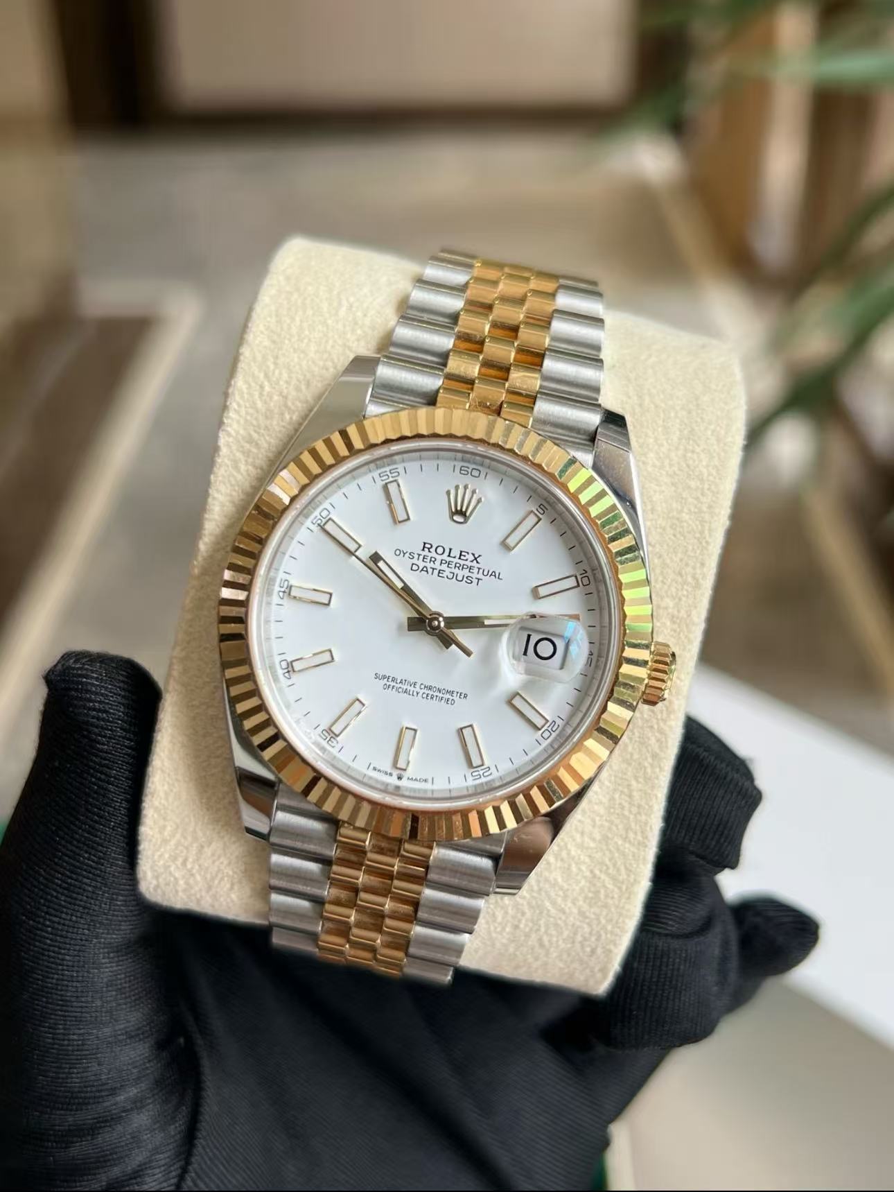 Rolex Datejust 41mm Super Clone Swiss ReplicaWatchTwo Tone Jubilee Bracelet  White Dial Ref 126333 3235 Swiss Movement