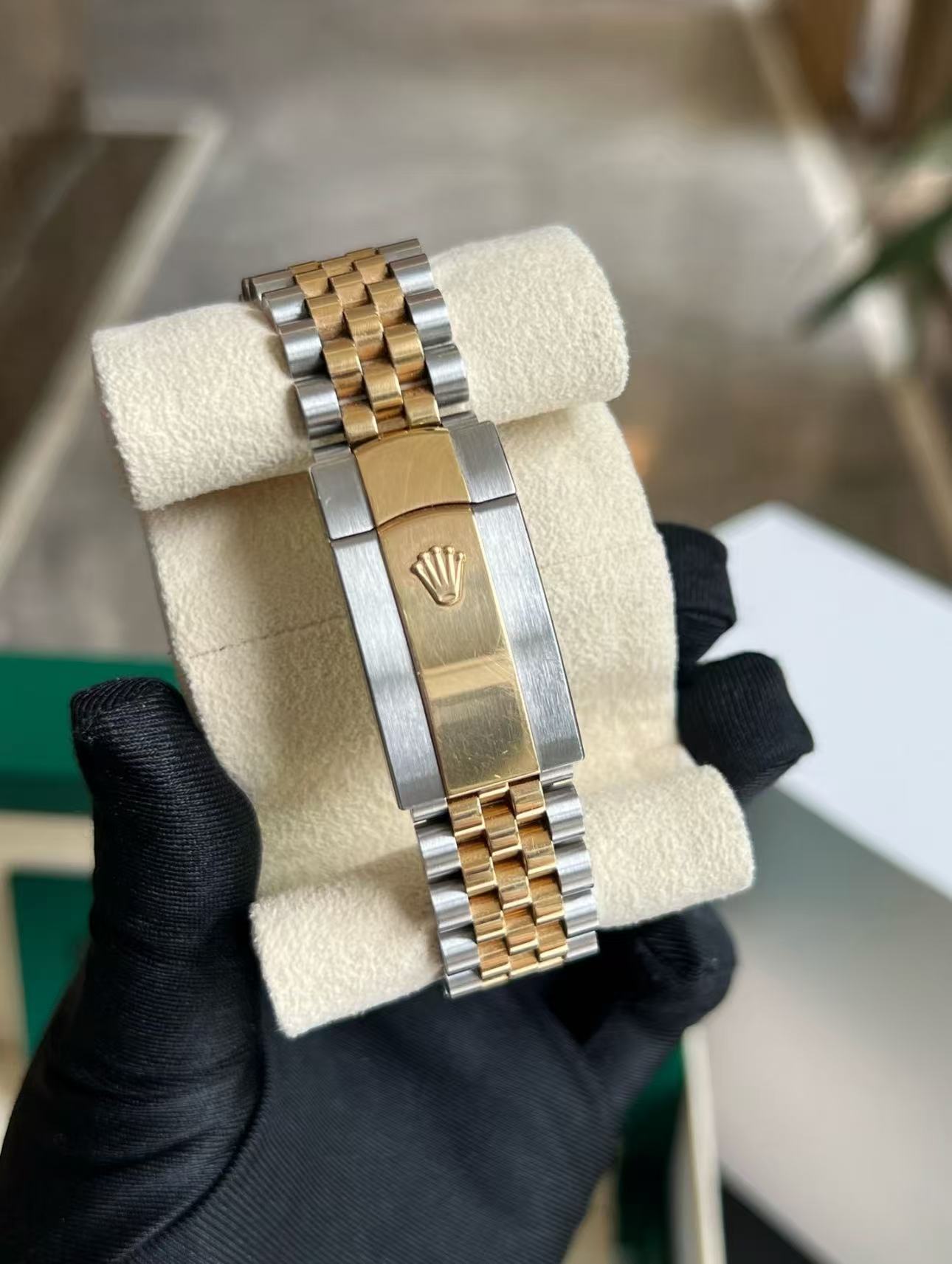 Rolex Datejust 41mm Super Clone Swiss ReplicaWatchTwo Tone Jubilee Bracelet  White Dial Ref 126333 3235 Swiss Movement