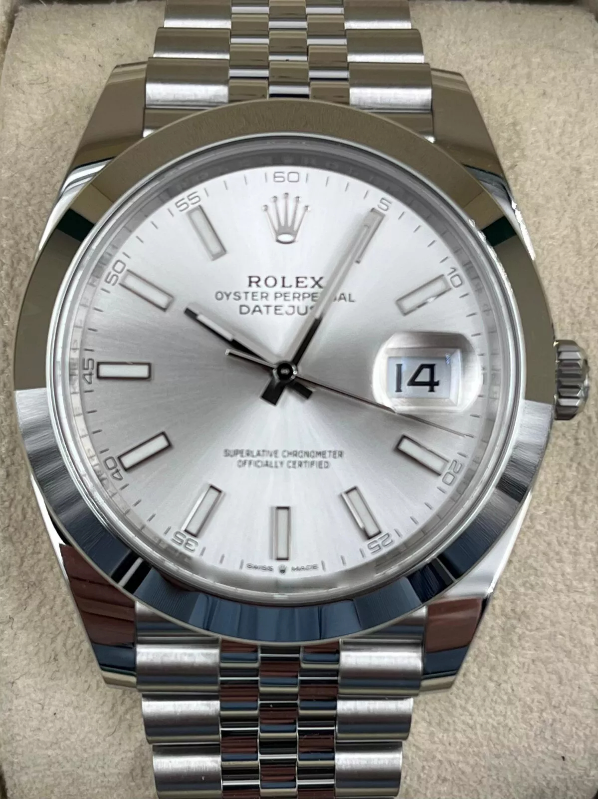 Rolex Datejust 41mm Super Clone Swiss Watch Two Tone Jubilee Bracelet Black Dial Ref M126334-3235 Swiss Movement