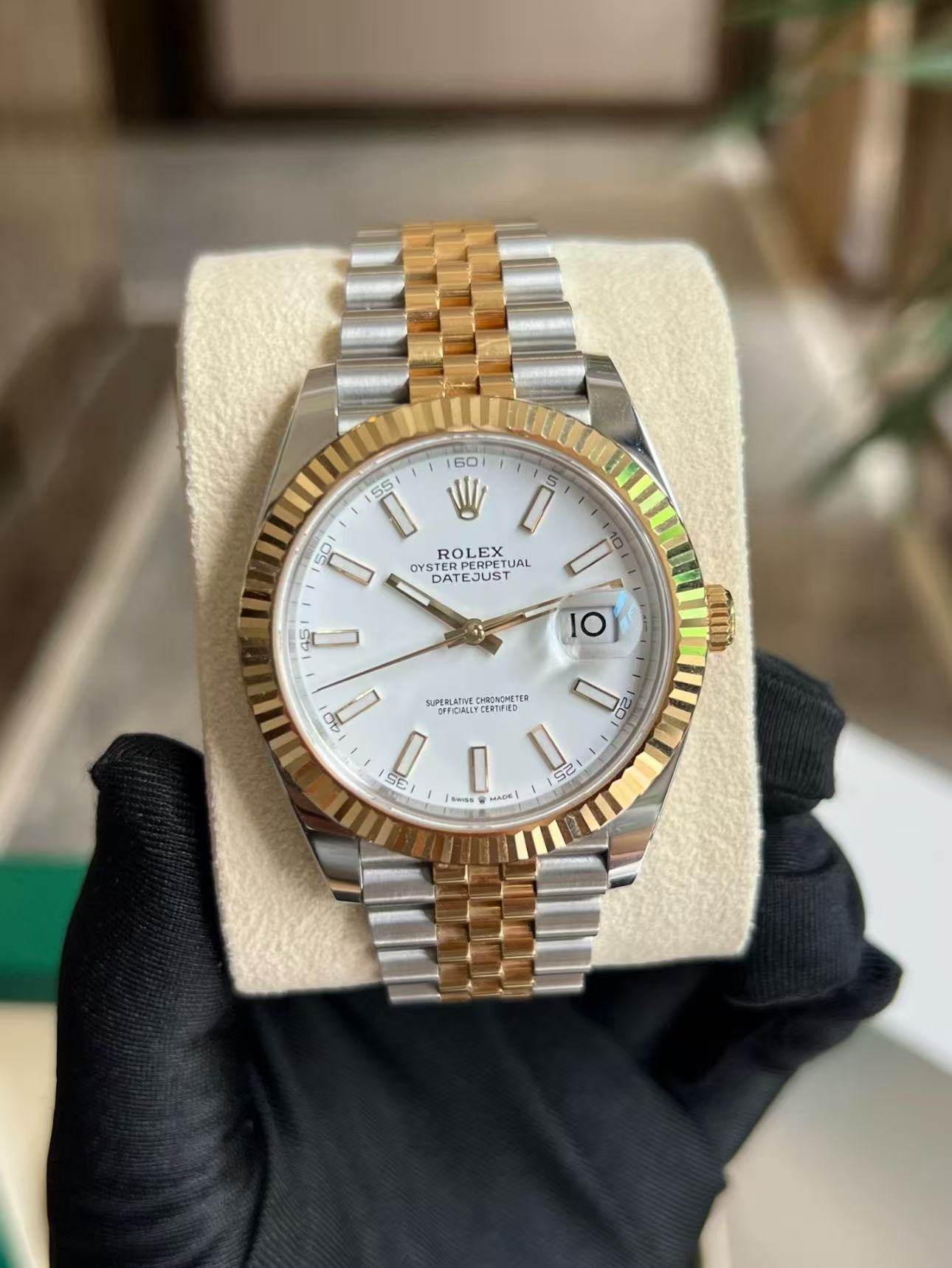 Rolex Datejust 41mm Super Clone Swiss ReplicaWatchTwo Tone Jubilee Bracelet  White Dial Ref 126333 3235 Swiss Movement