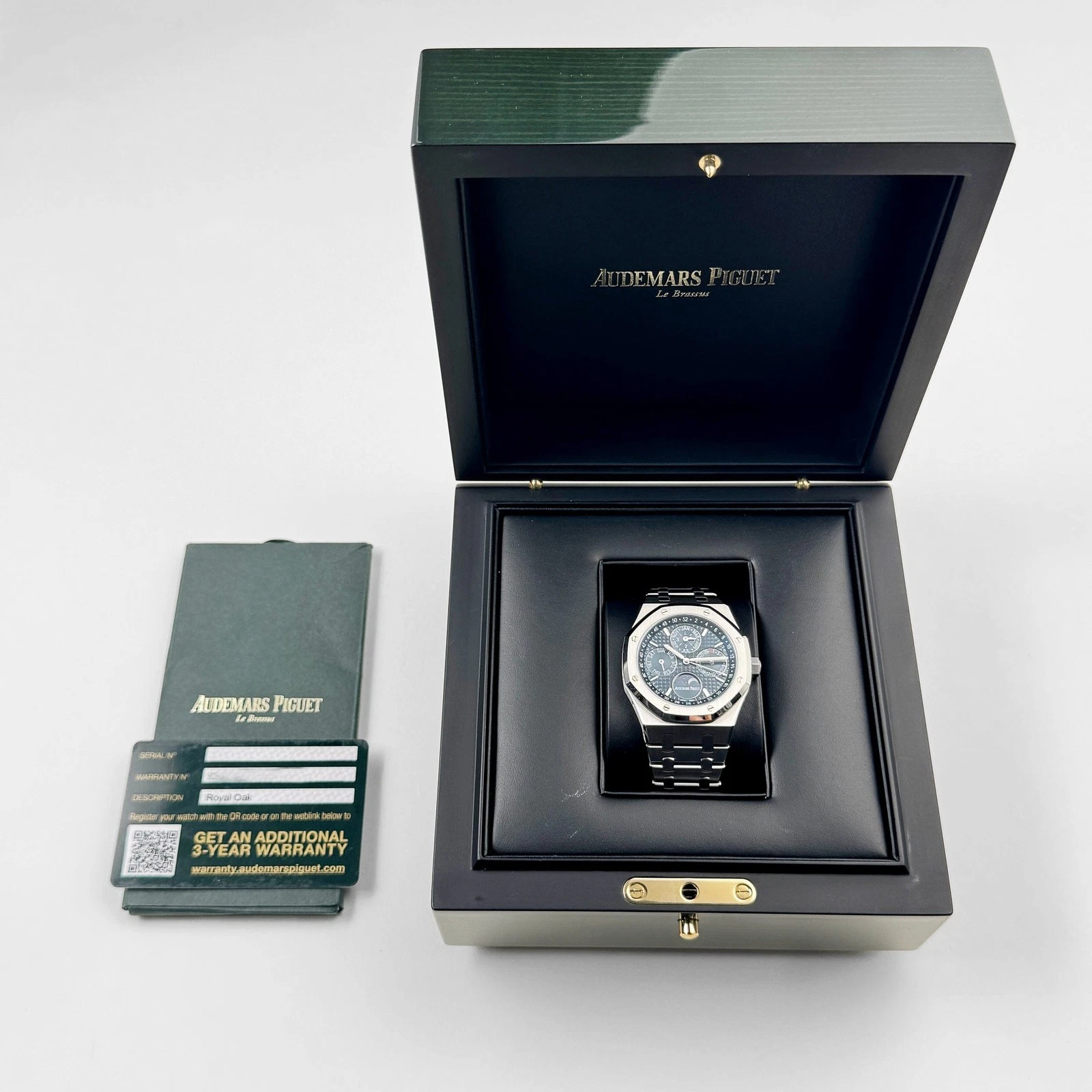 Audemars Piguet Royal Oak Chronograph 26574ST.OO.1220ST.02 Super Clone Watch – Blue Dial Stainless Steel Replica
