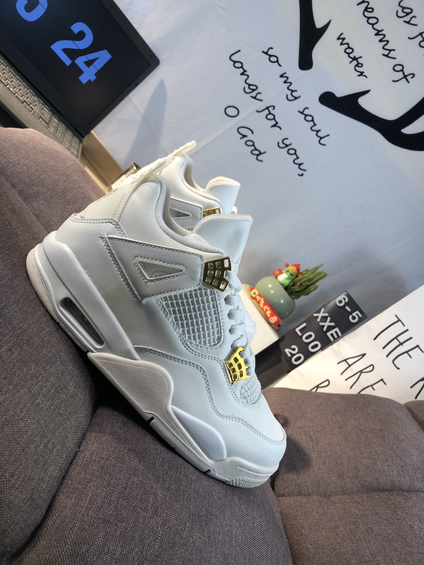 Air Jordan AJ4 Retro