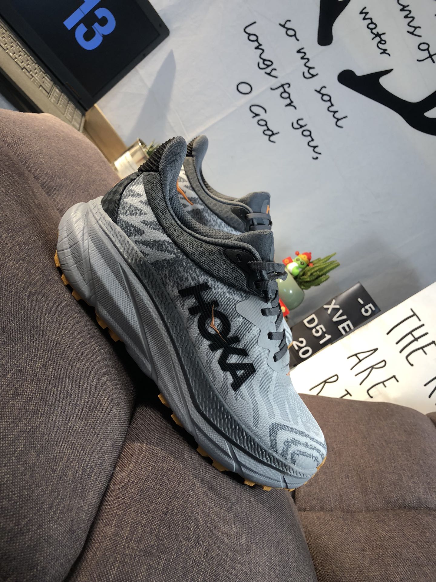 Hoka Challenger ATR 7