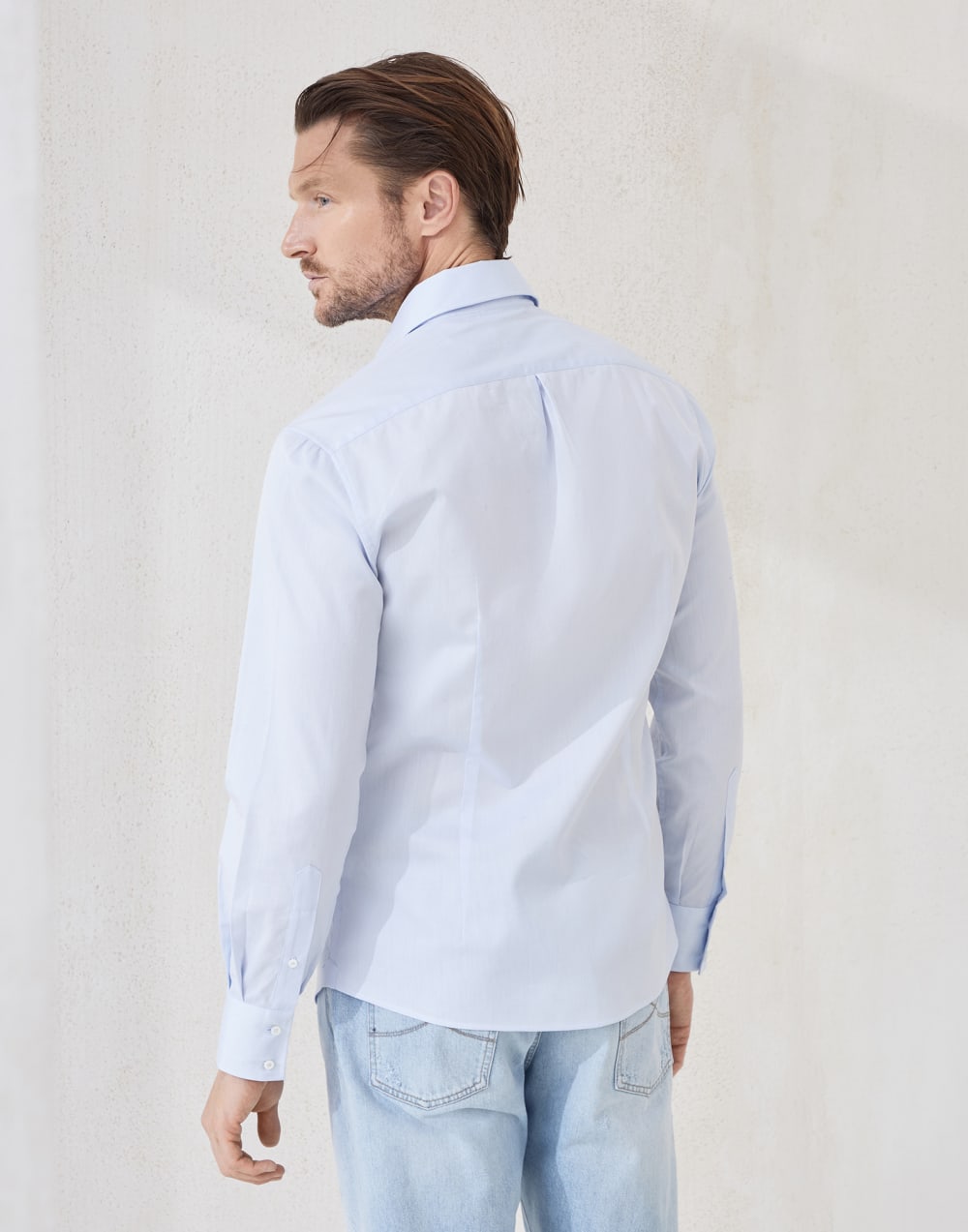 Twill slim fit shirt with spread collar