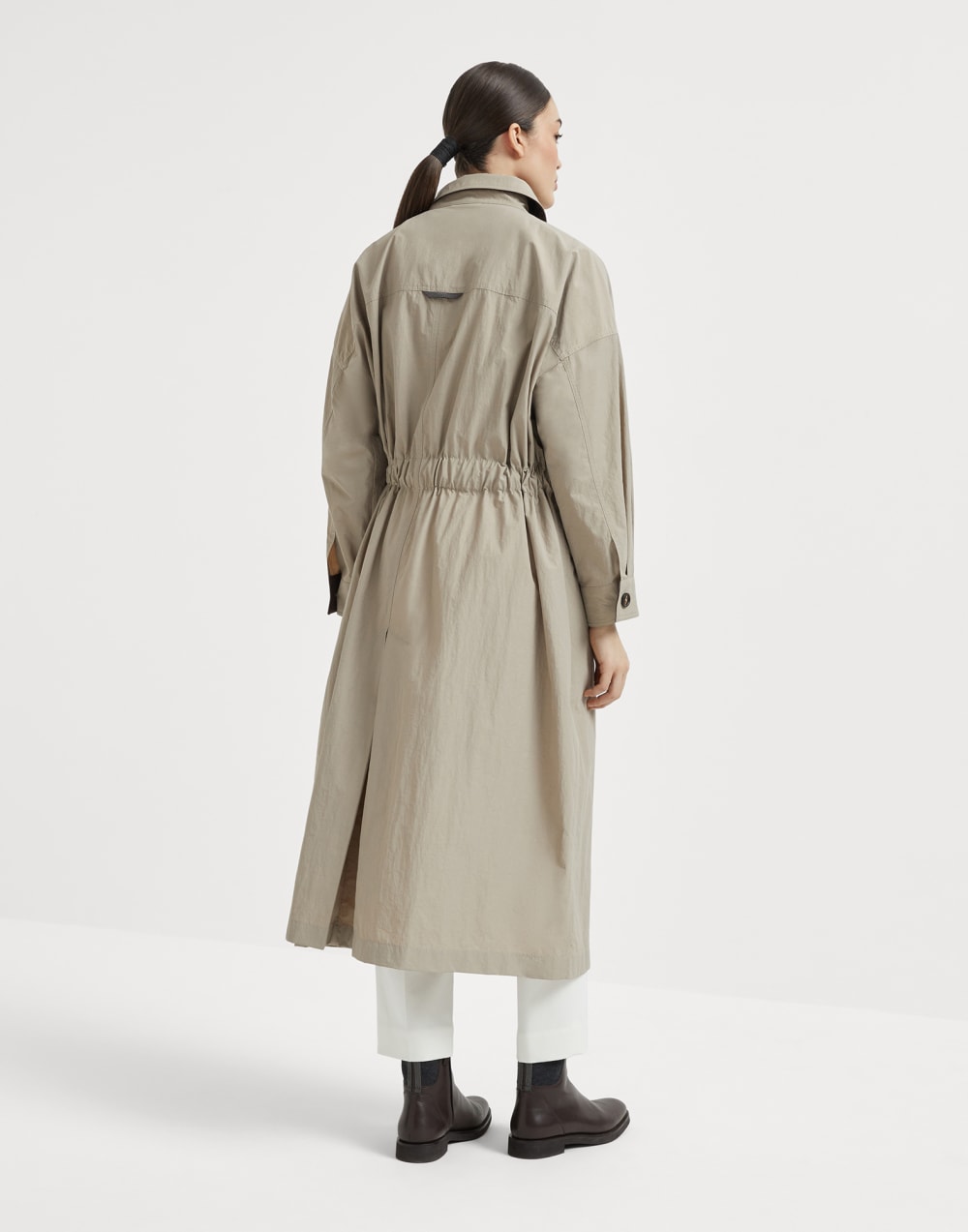 Water-resistant techno cotton trench with shiny detail