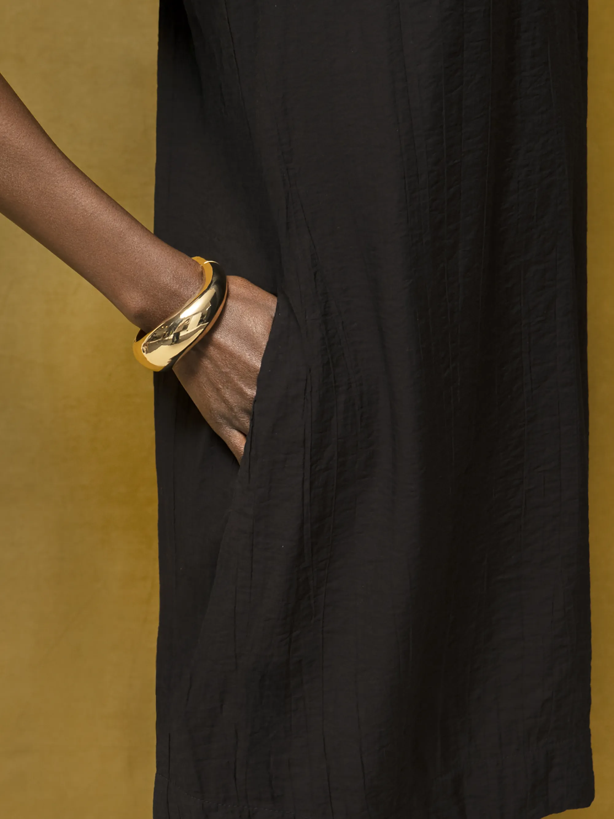 Black Gathered Neck Short Dress