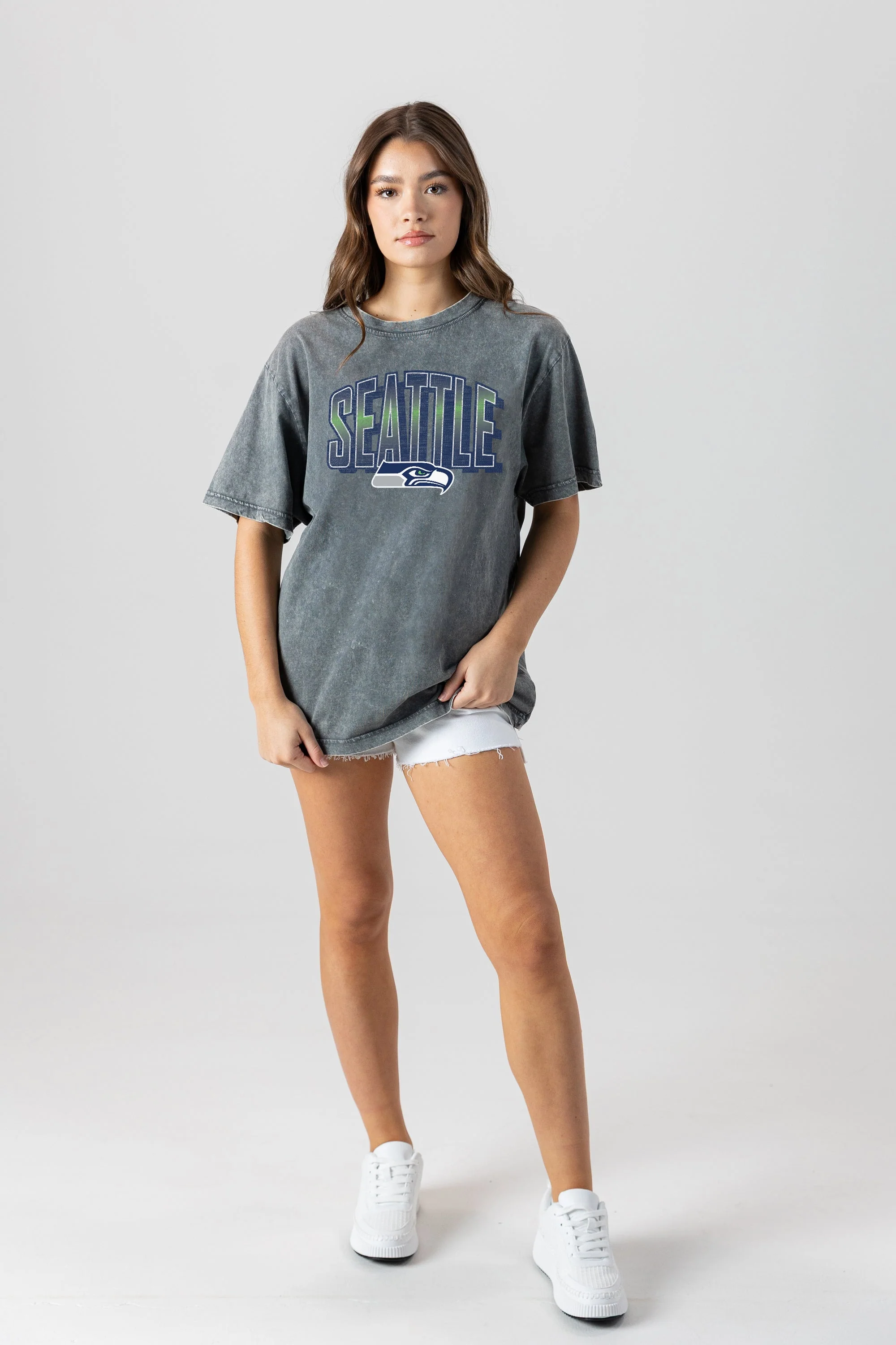 SEATTLE SEAHAWKS Peak Performance Oversized Crewneck Tee