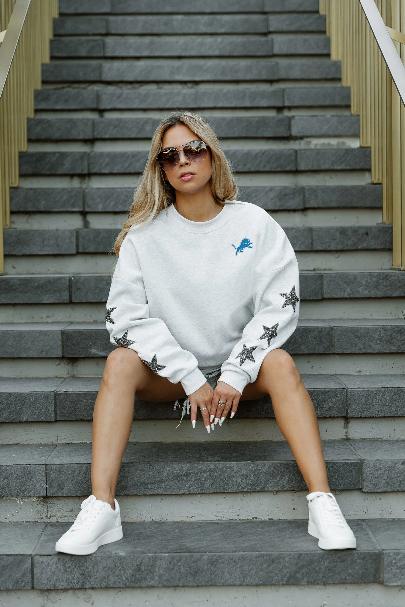 DETROIT LIONS Radiant Energy Star-Sleeve Crewneck Pullover