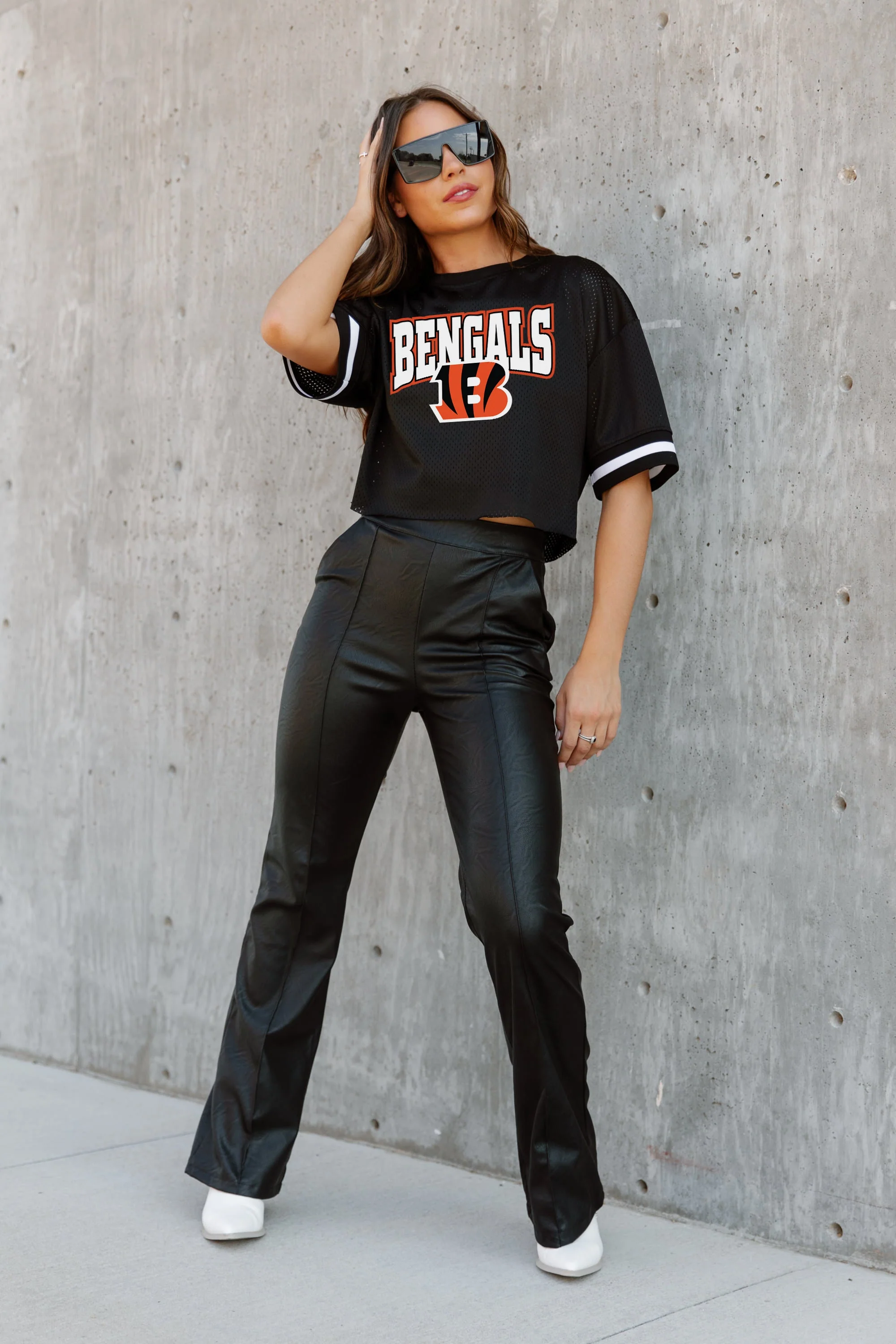 CINCINNATI BENGALS Automatic Down Lightweight Striped Sleeve Top