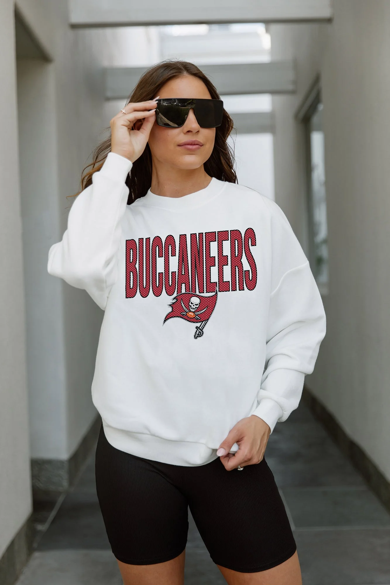 TAMPA BAY BUCCANEERS Just Go With It Fleece Pullover