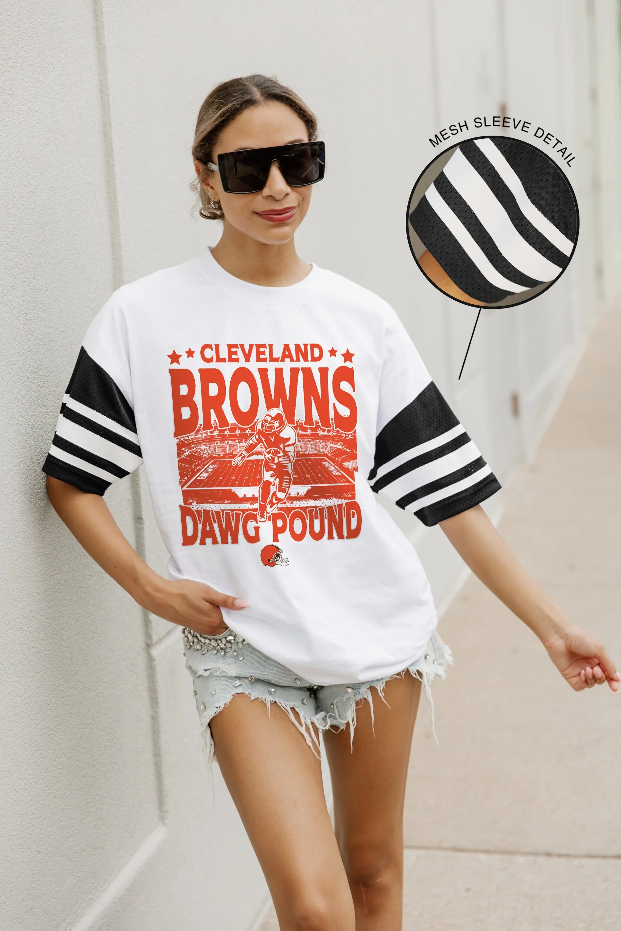 CLEVELAND BROWNS Crowd Pleaser Vintage Stripe Raglan Tee