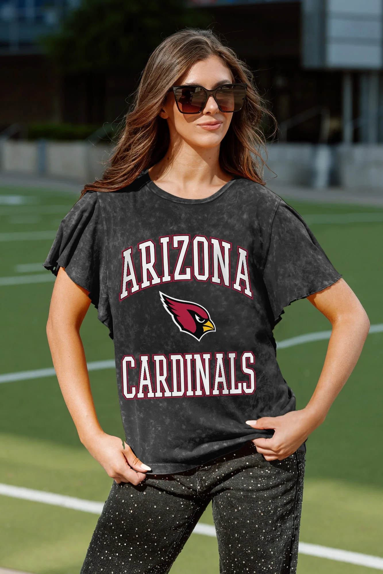 ARIZONA CARDINALS VICTORY MODE FLUTTER SLEEVE TEE IN BLACK