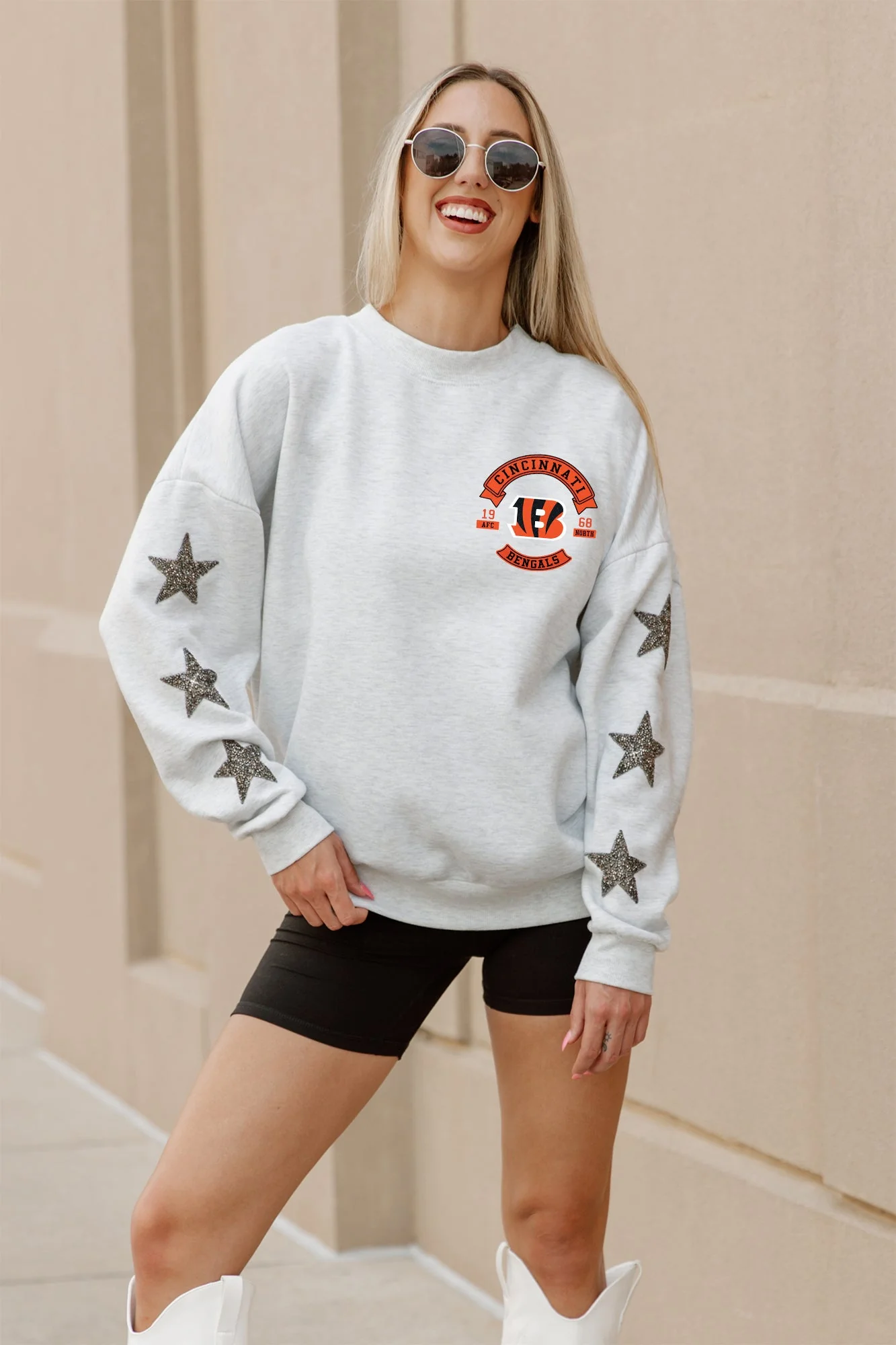 CINCINNATI BENGALS Ready For It Star-Sleeve Crewneck Pullover