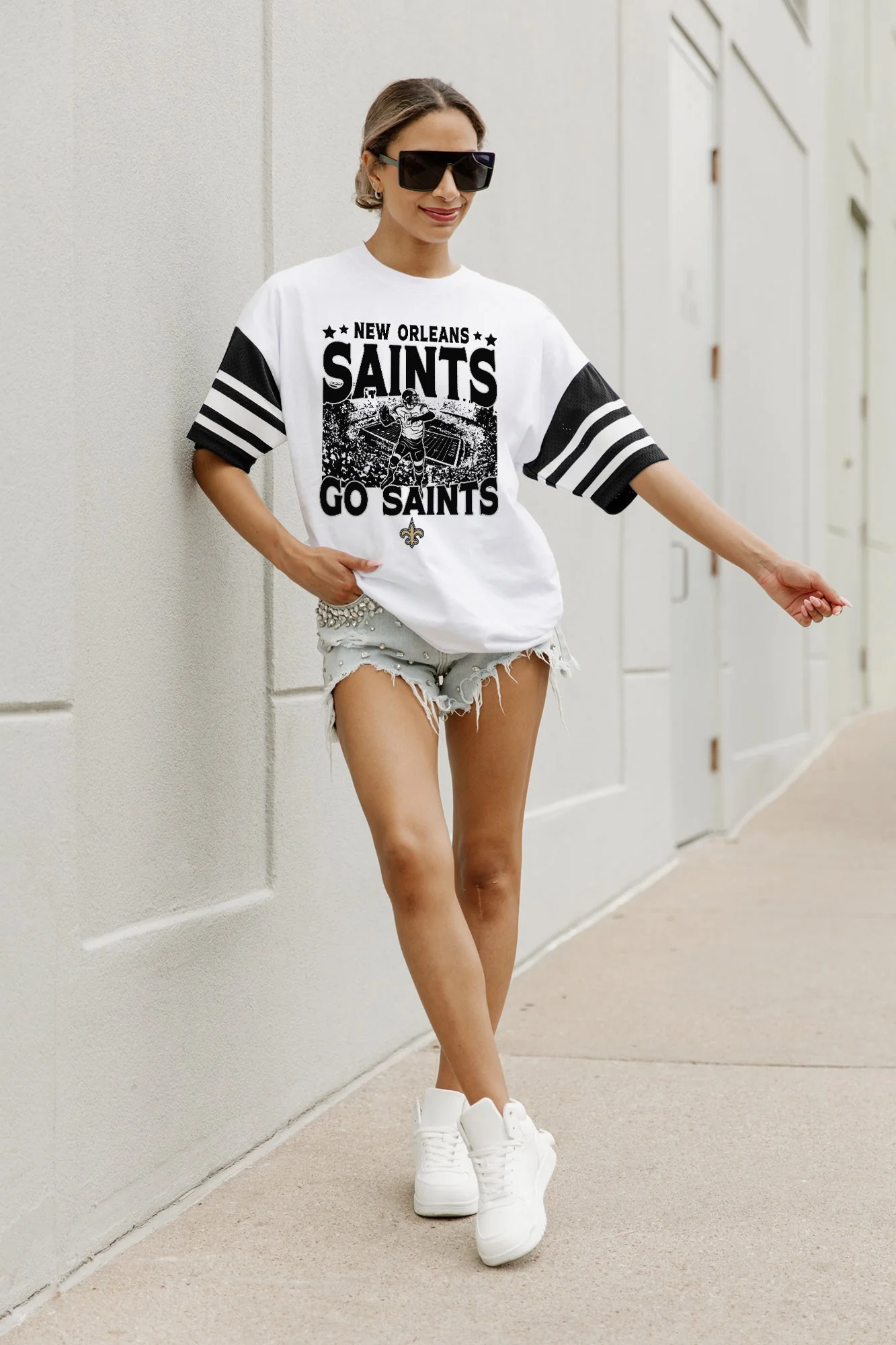 NEW ORLEANS SAINTS Crowd Pleaser Vintage Stripe Raglan Tee