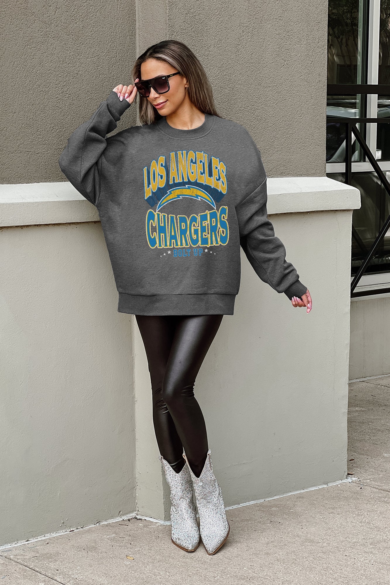 LOS ANGELES CHARGERS Long Weekend Fleece Crewneck Pullover