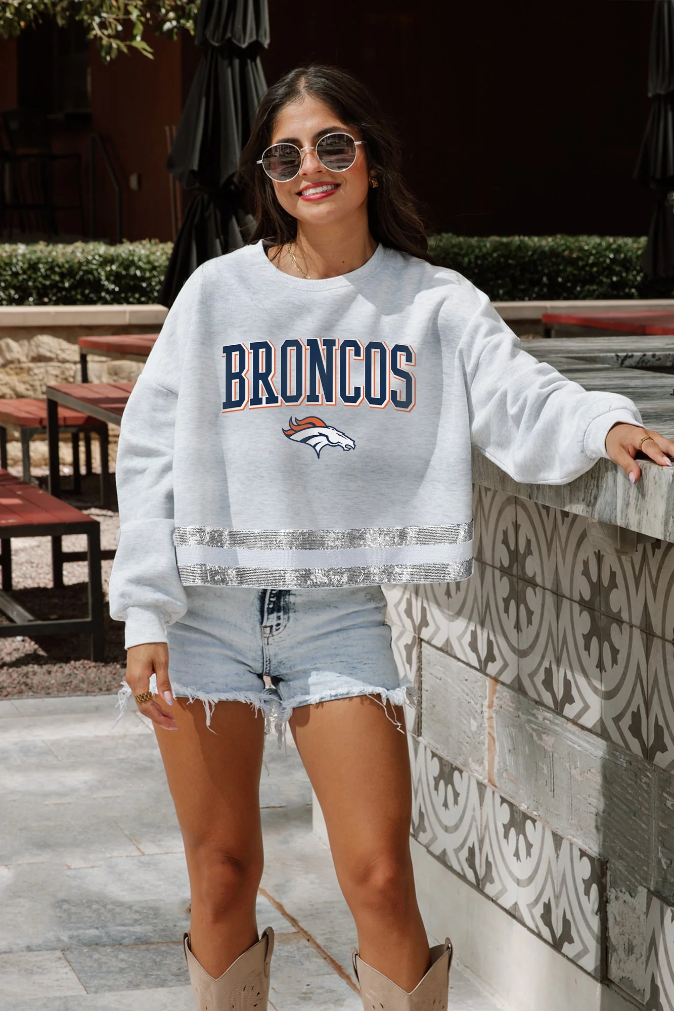 DENVER BRONCOS Pass The Shine Long-Sleeve Metallic-Stripe Top