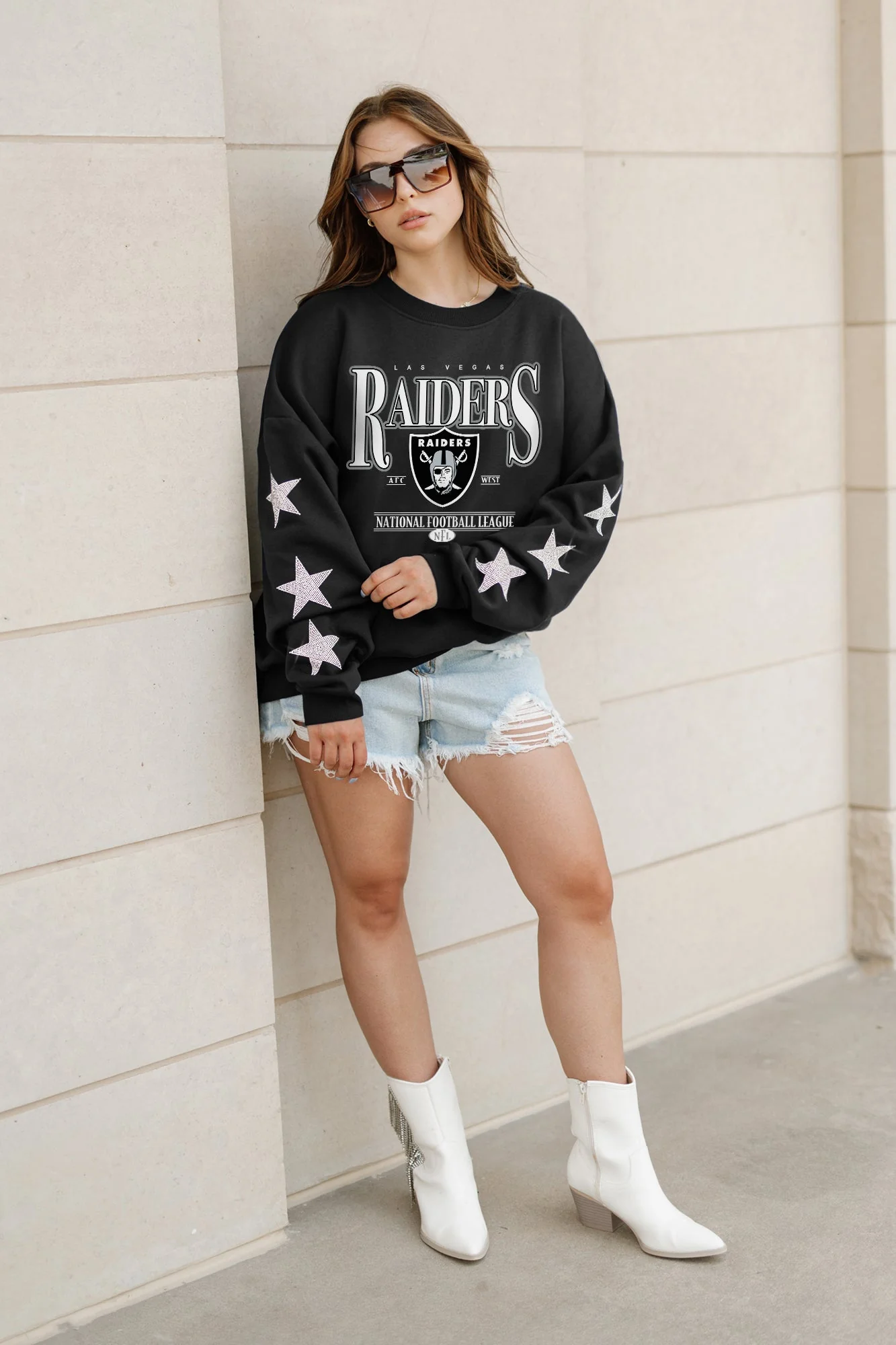 LAS VEGAS RAIDERS Gameday Glimmer Embellished Star-Sleeve Pullover