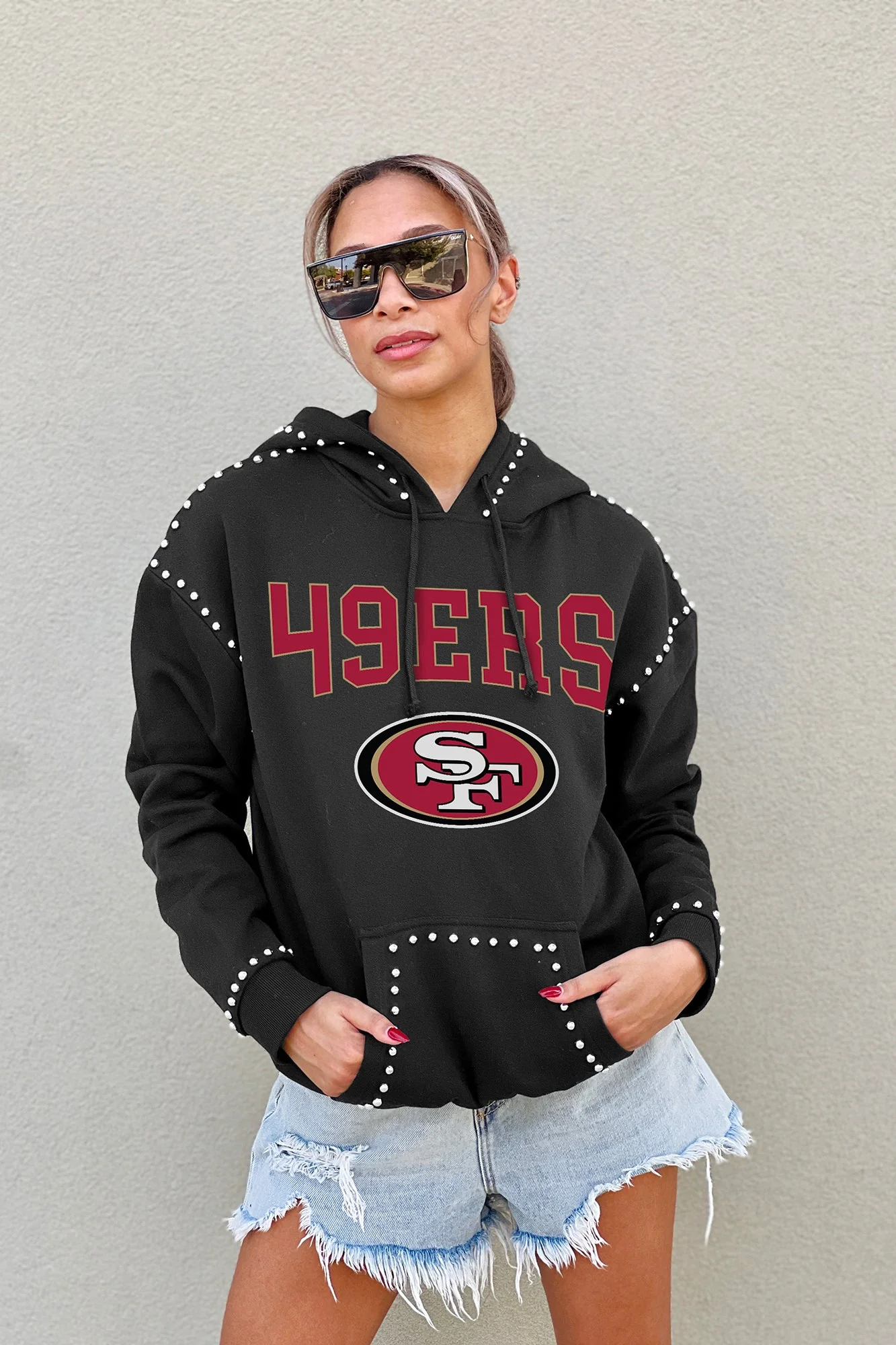SAN FRANCISCO 49ERS Catch The Vibe Studded-Detail Hoodie