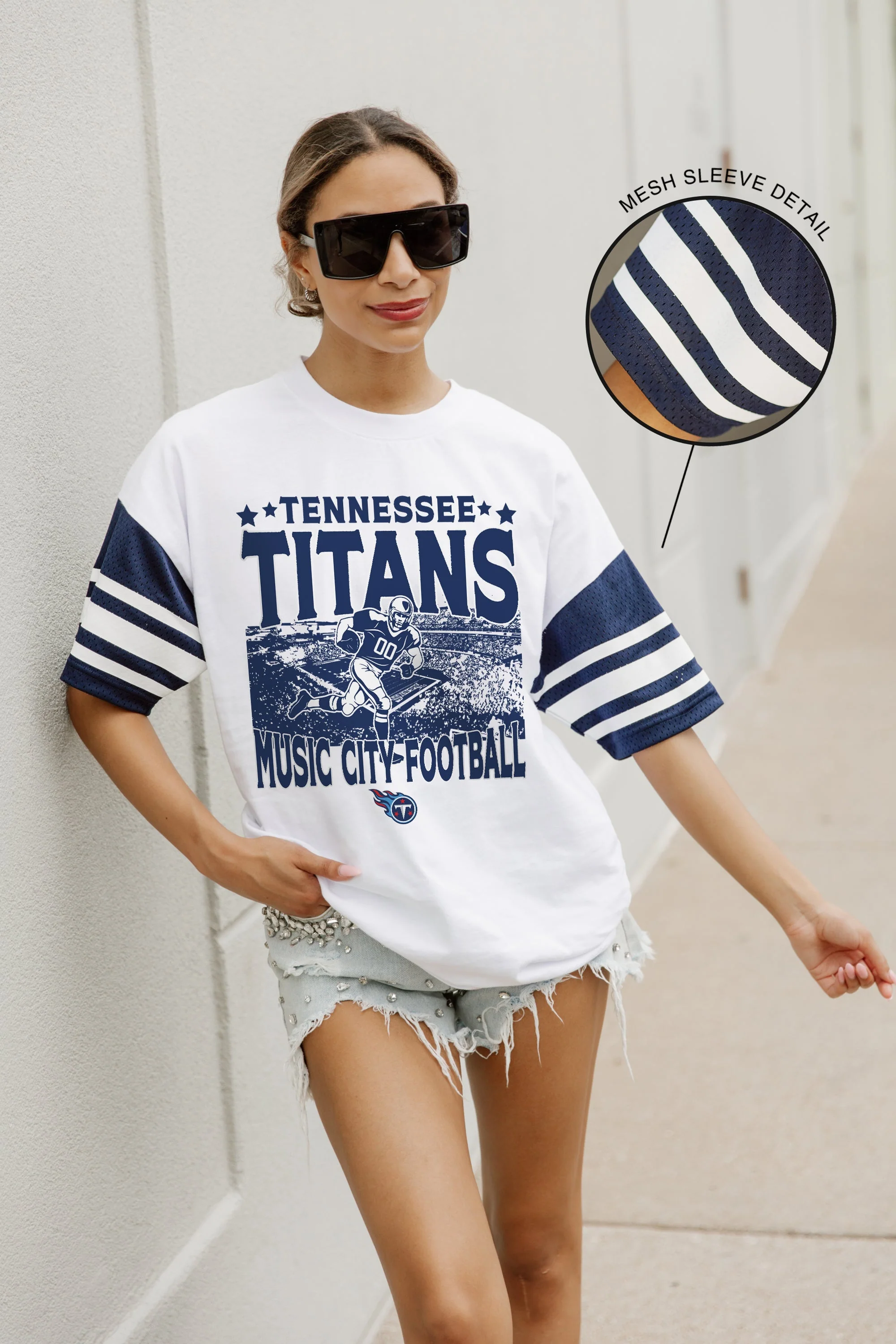 TENNESSEE TITANS Crowd Pleaser Vintage Stripe Raglan Tee