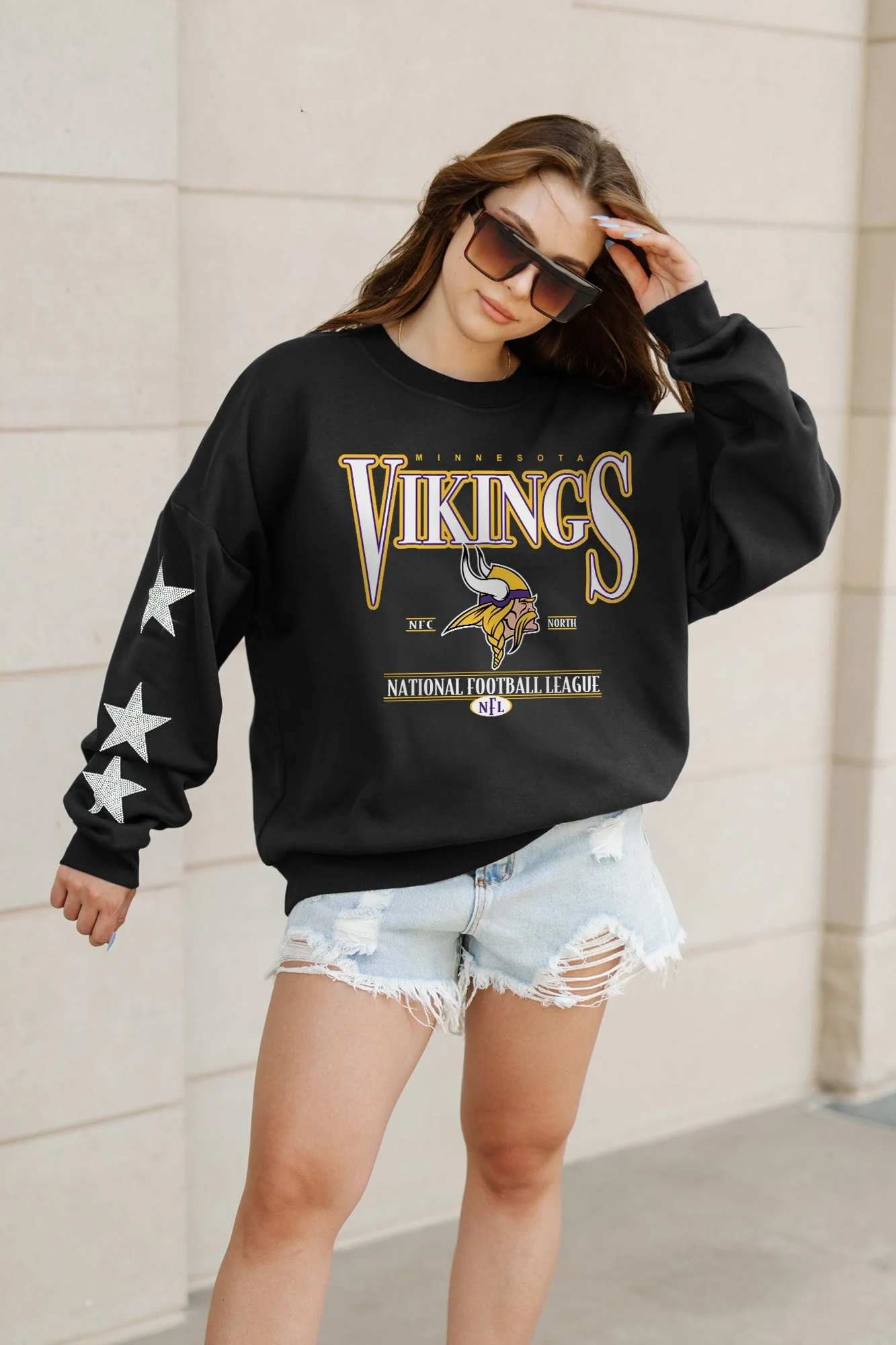 MINNESOTA VIKINGS Gameday Glimmer Embellished Star-Sleeve Pullover
