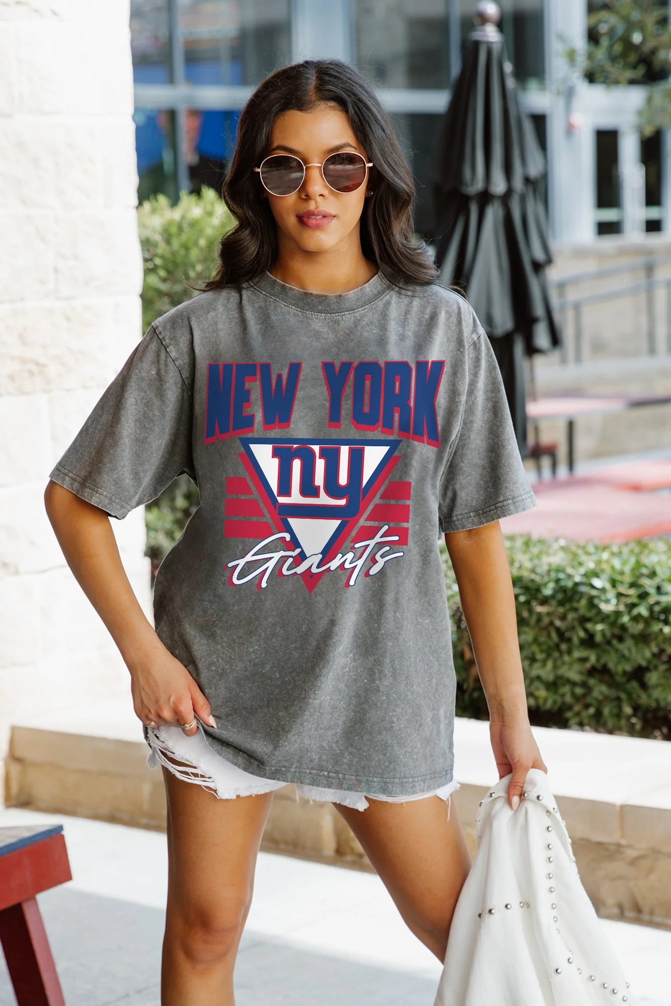 NEW YORK GIANTS Play It Forward Oversized Crewneck Tee