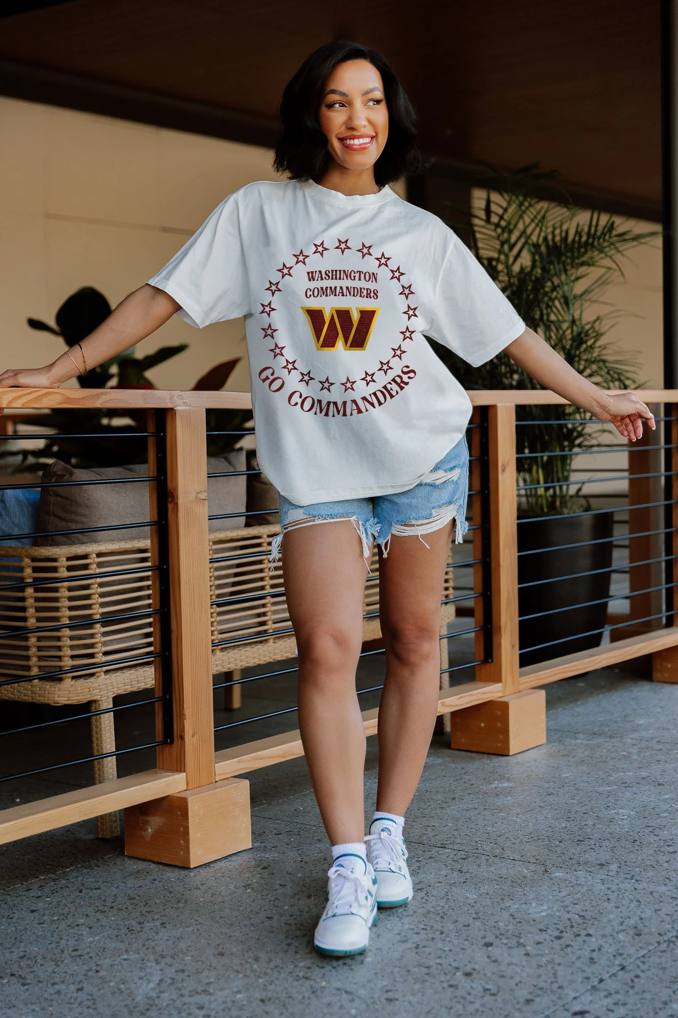 WASHINGTON COMMANDERS On Point Oversized Crewneck Tee