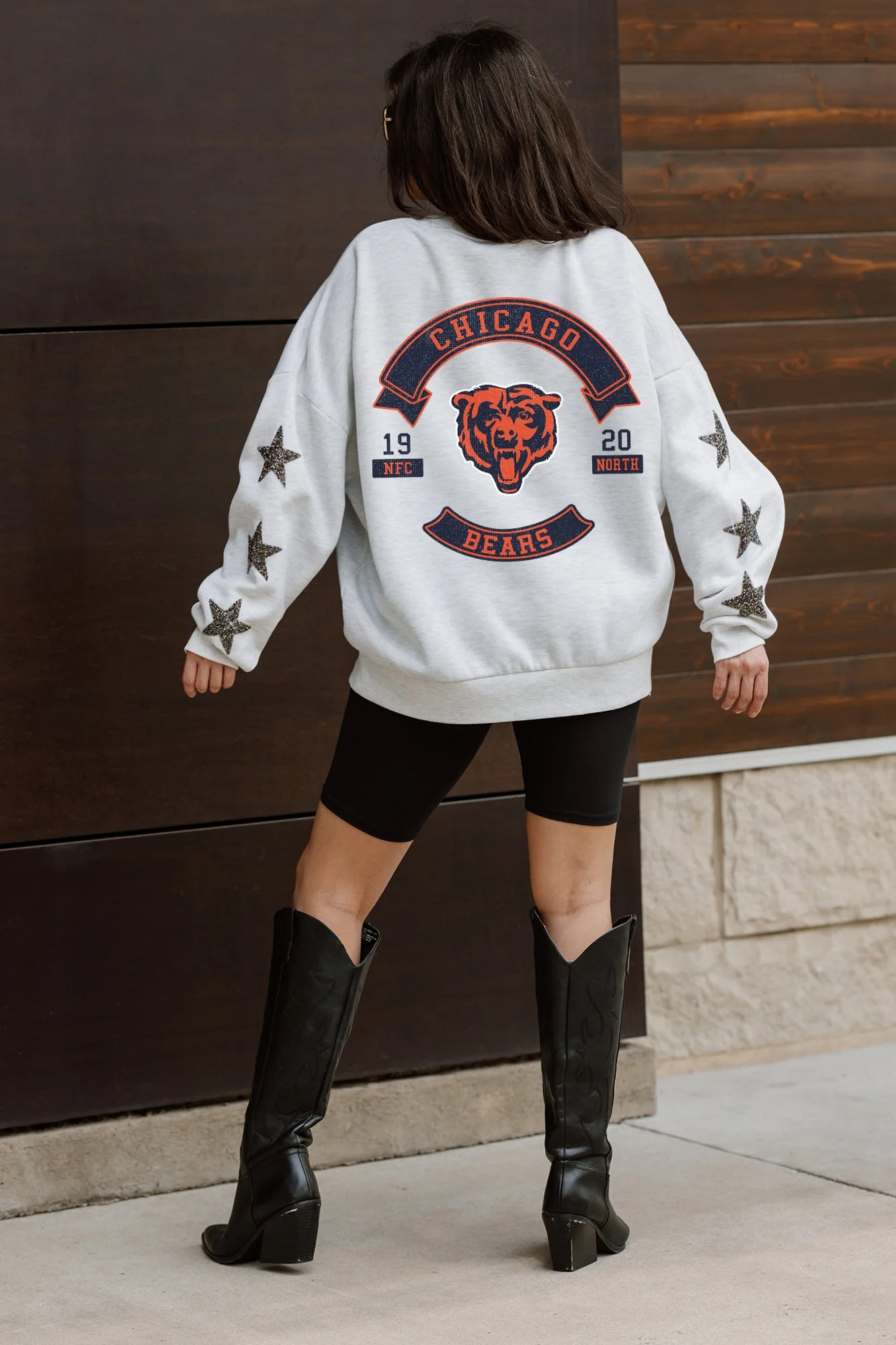 CHICAGO BEARS Ready For It Star-Sleeve Crewneck Pullover