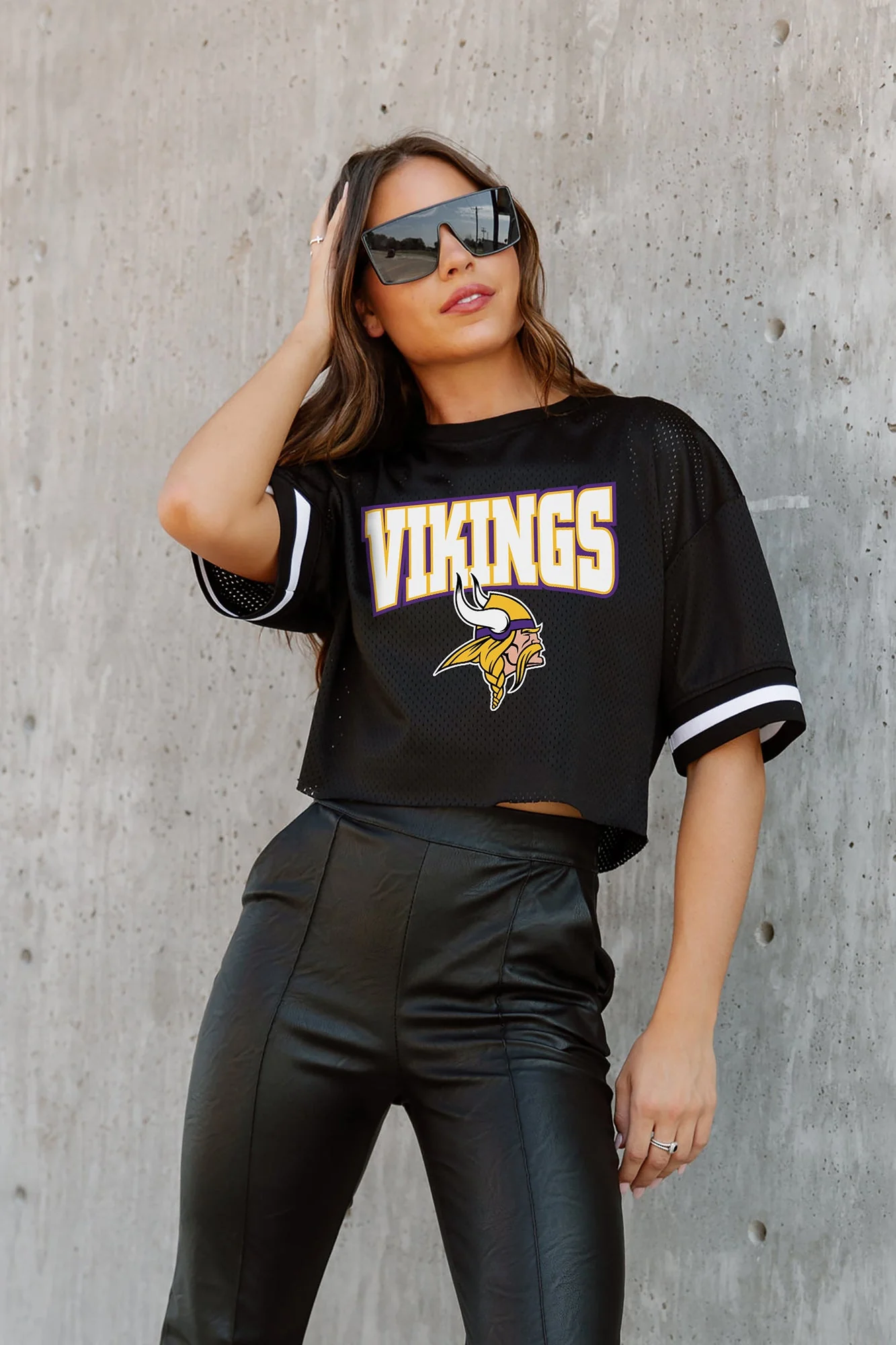MINNESOTA VIKINGS Automatic Down Lightweight Striped Sleeve Top