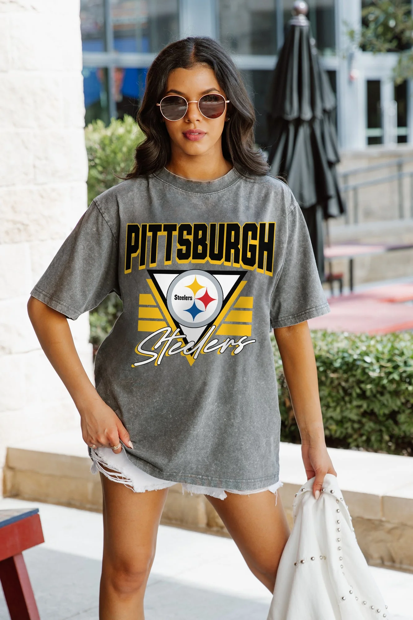 PITTSBURGH STEELERS Play It Forward Oversized Crewneck Tee