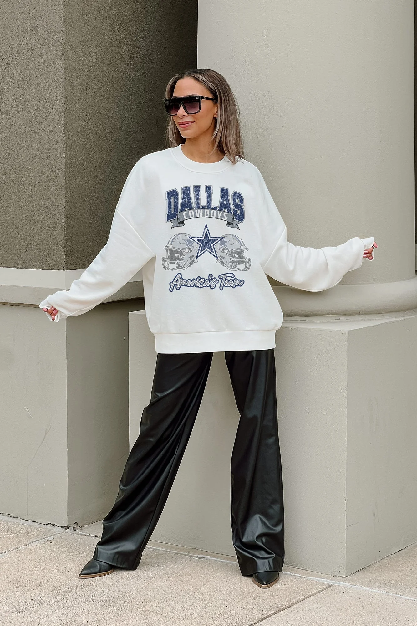 DALLAS COWBOYS Passing Time Fleece Crewneck Pullover