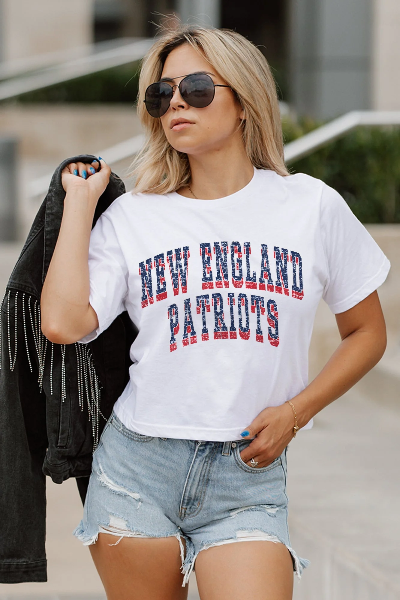 NEW ENGLAND PATRIOTS Claim To Fame Boxy-Fit Crop Tee