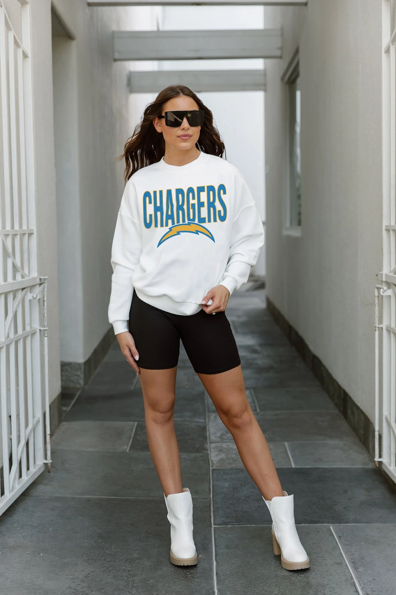 LOS ANGELES CHARGERS Just Go With It Fleece Pullover