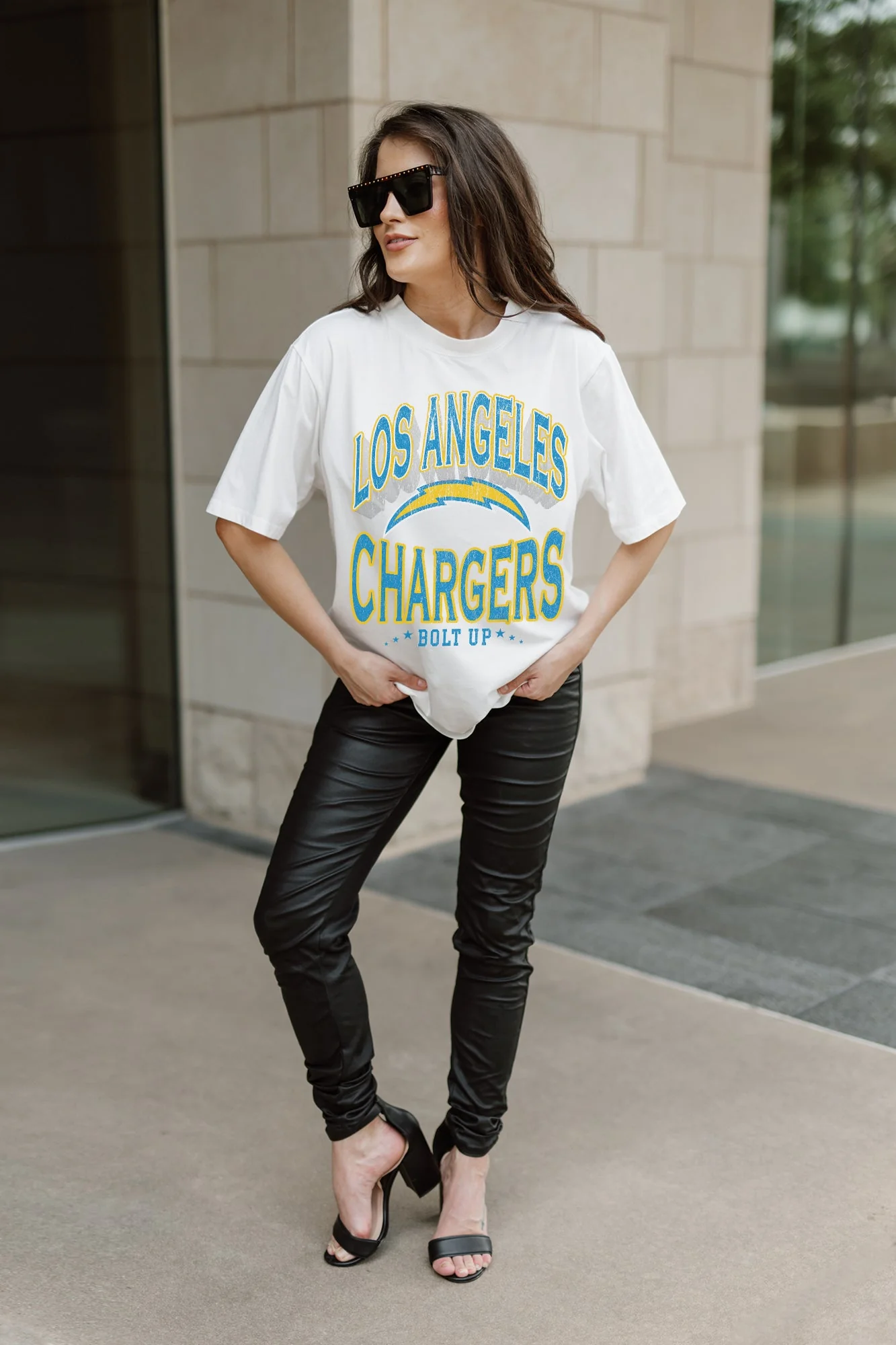 LOS ANGELES CHARGERS Shakedown Oversized Crewneck Tee