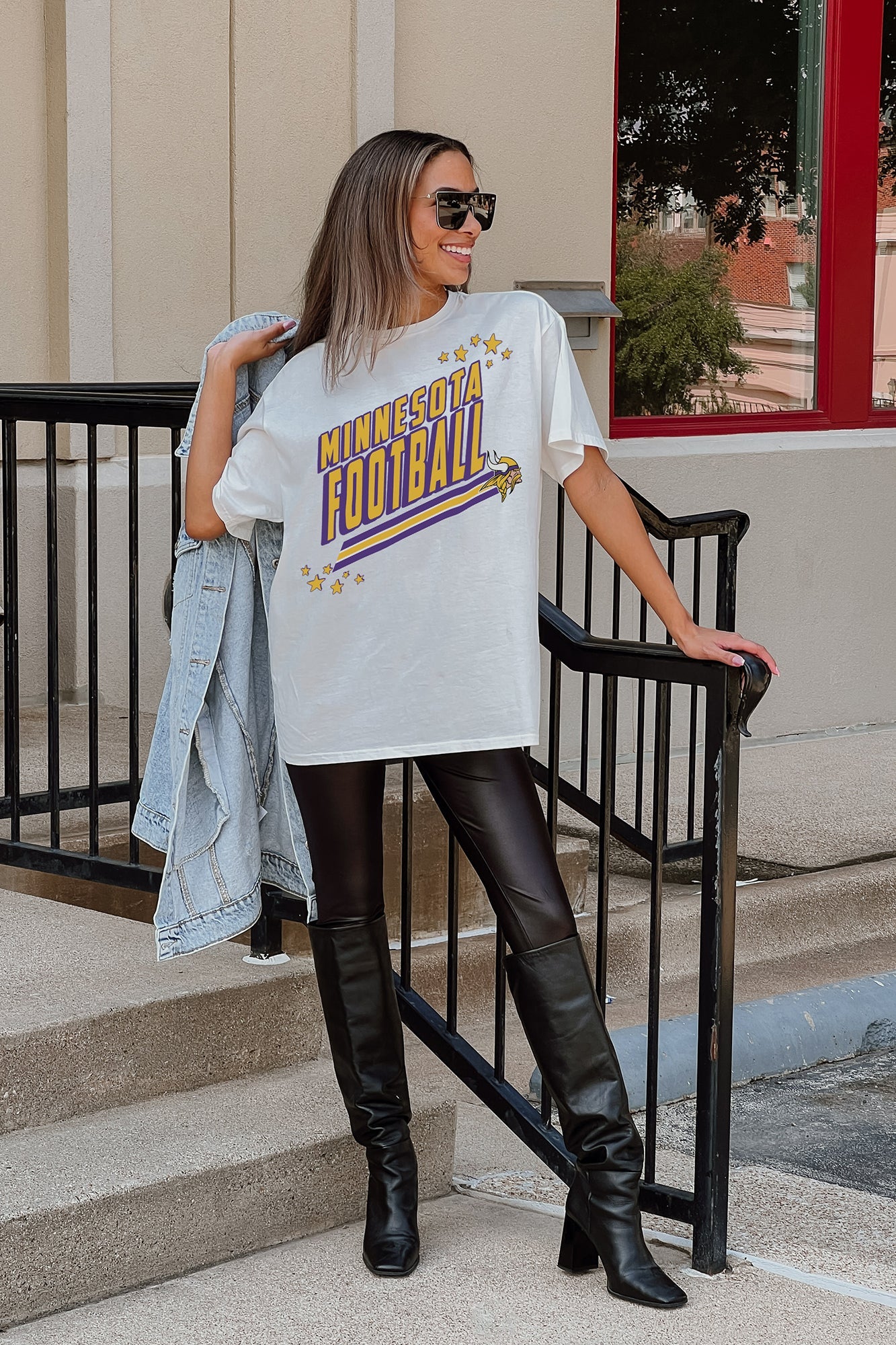 MINNESOTA VIKINGS Coming In Hot Oversized Crewneck Tee