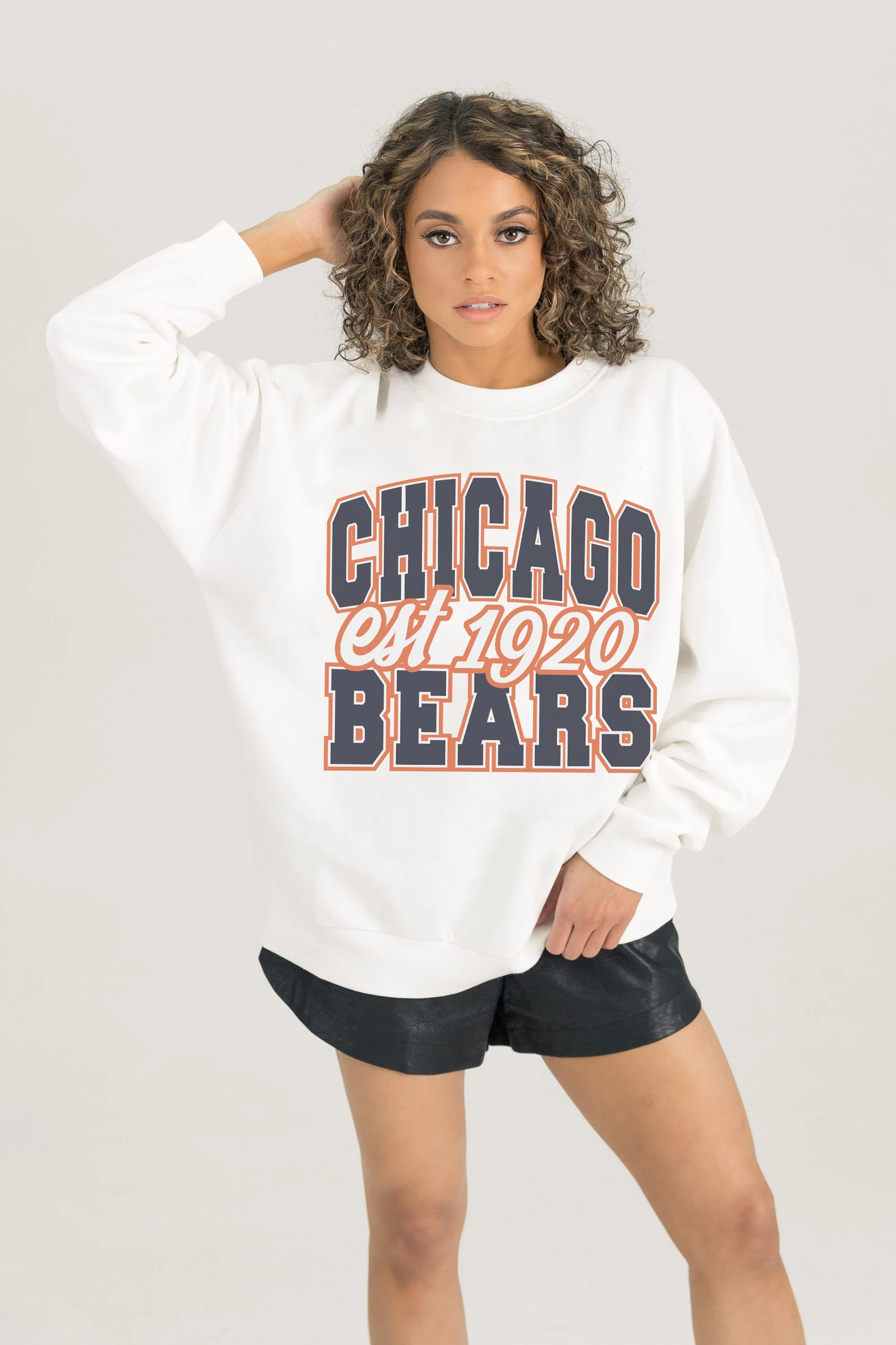 CHICAGO BEARS FADED FORMATION PREMIUM FLEECE CREWNECK PULLOVER