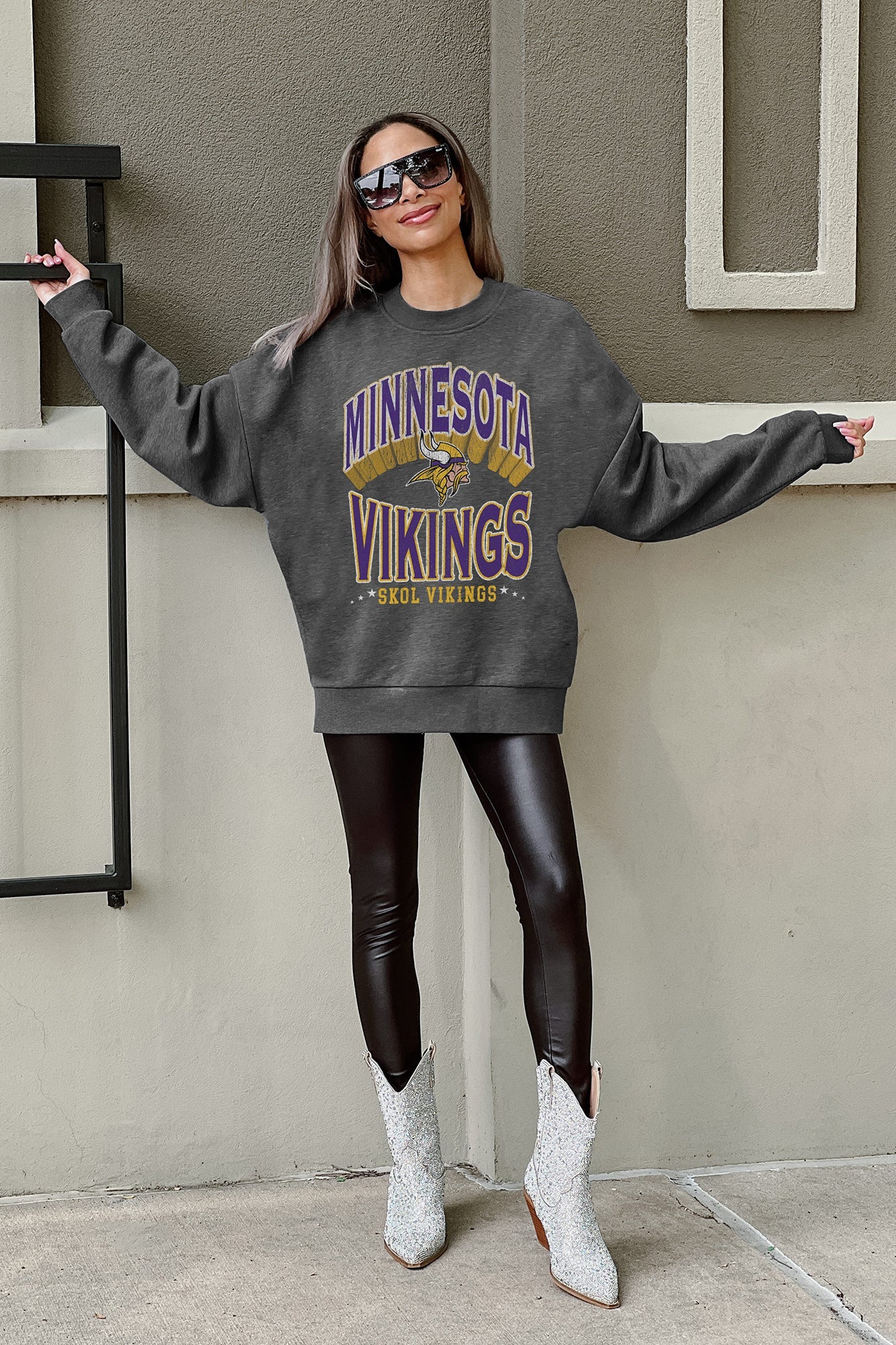 MINNESOTA VIKINGS Long Weekend Fleece Crewneck Pullover