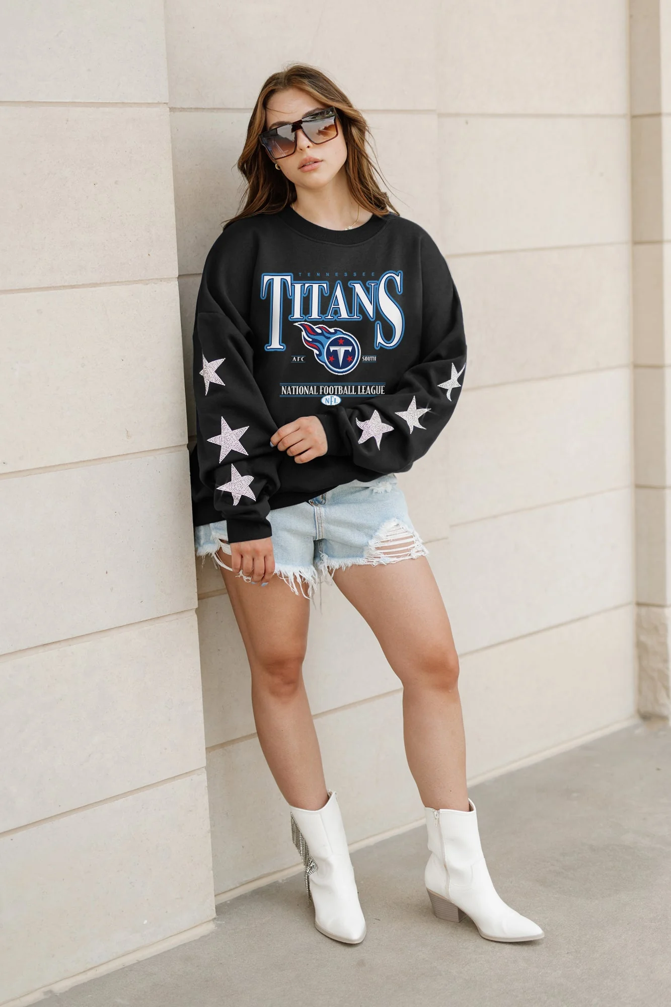 TENNESSEE TITANS Gameday Glimmer Embellished Star-Sleeve Pullover