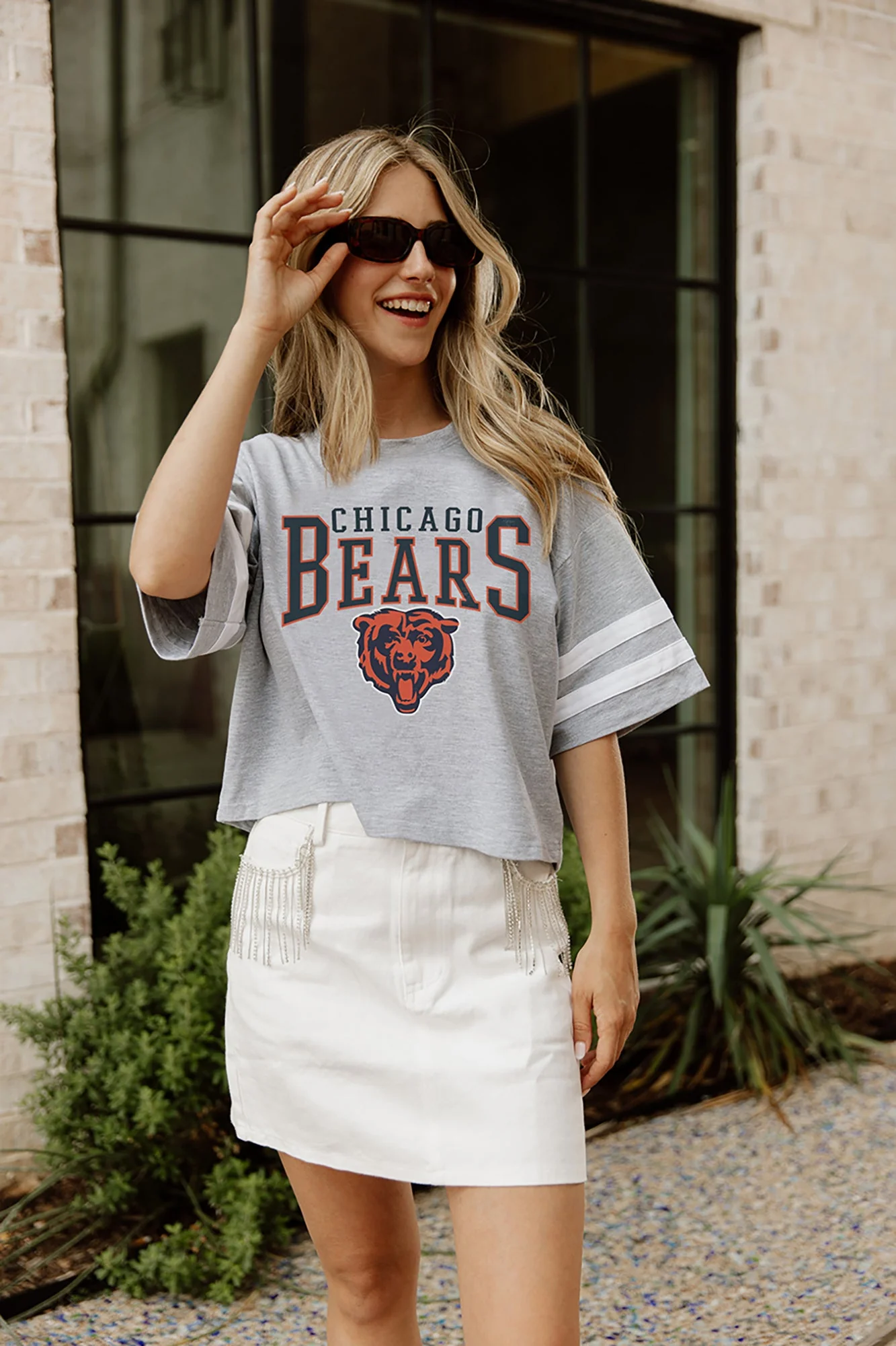CHICAGO BEARS Gridiron Glam Crop Tee With Striped Detail