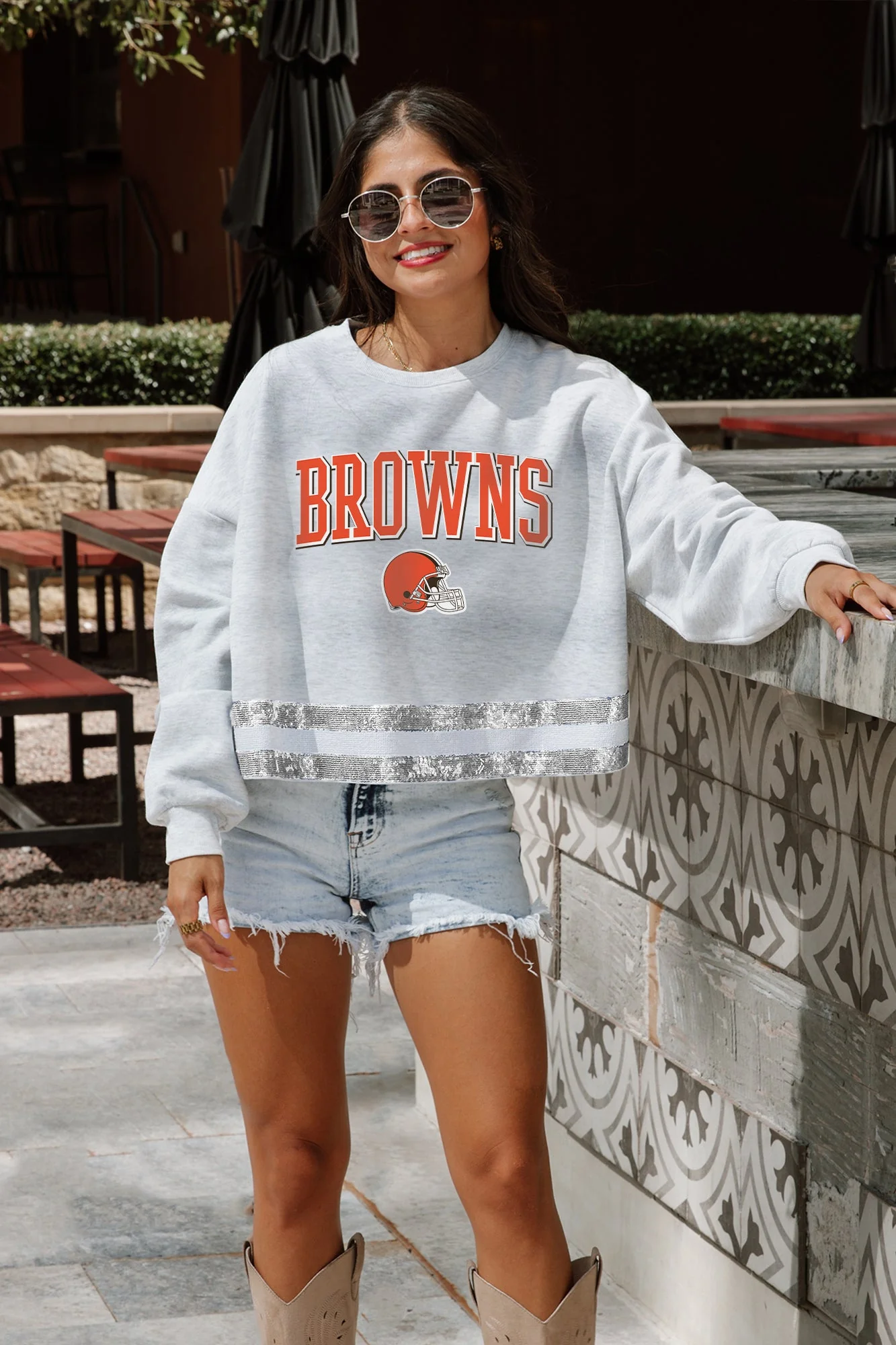CLEVELAND BROWNS Pass The Shine Long-Sleeve Metallic-Stripe Top