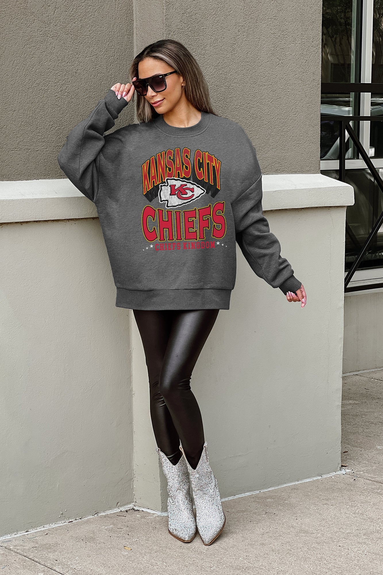 KANSAS CITY CHIEFS Long Weekend Fleece Crewneck Pullover