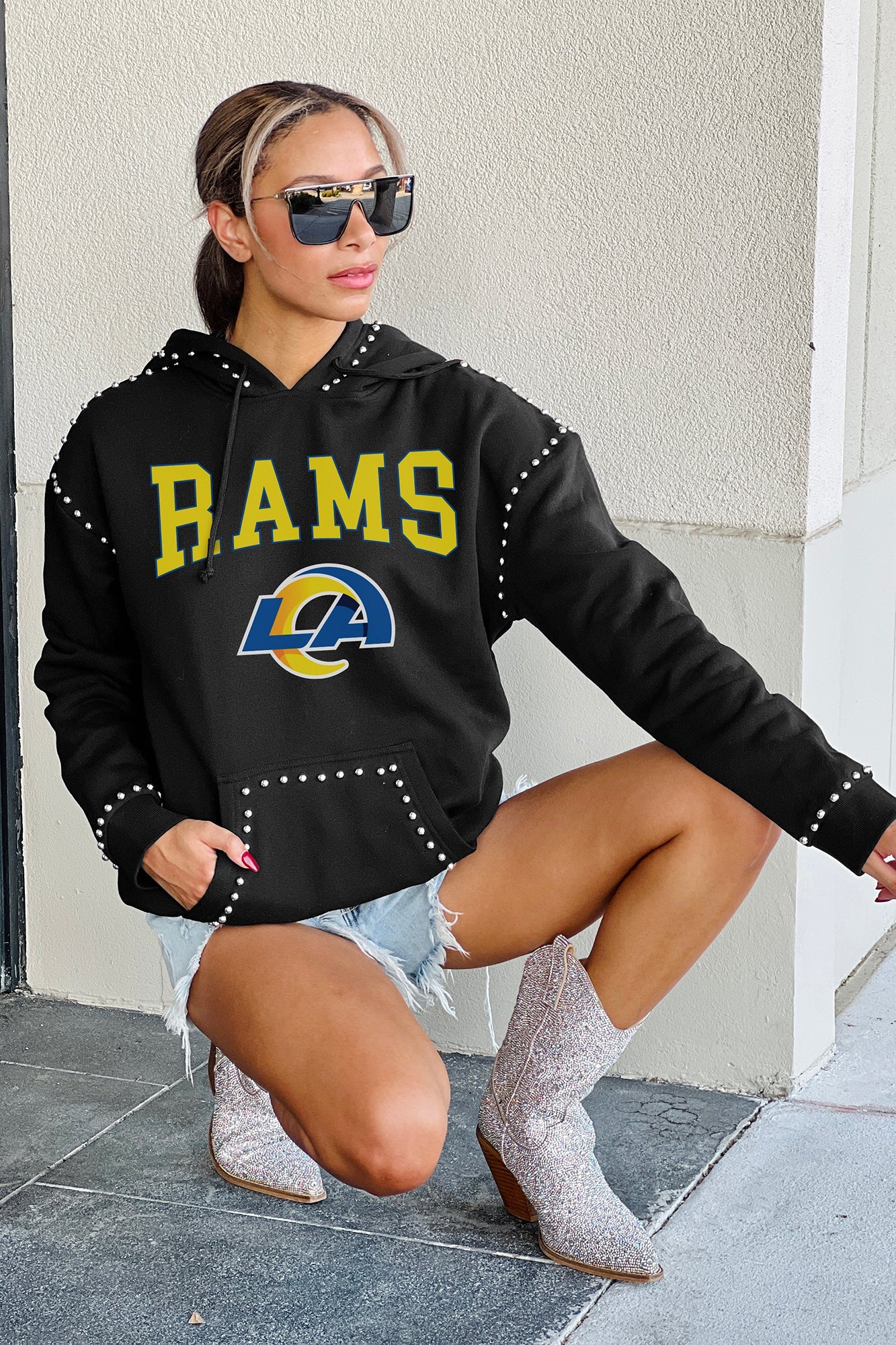 LOS ANGELES RAMS Catch The Vibe Studded-Detail Hoodie